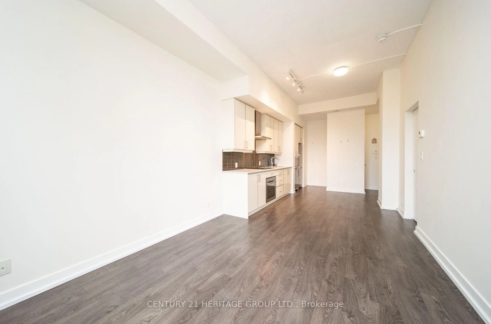 Photo 15 of Unit 509, 75 The Donway, North York, Banbury-Don Mills — HOMEH