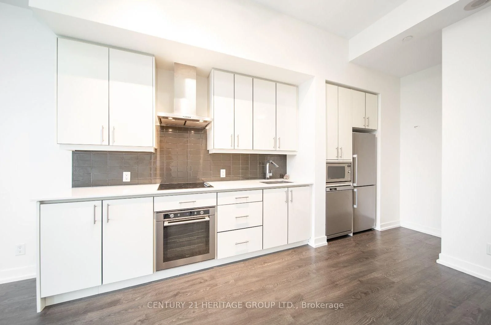 Photo 7 of Unit 509, 75 The Donway, North York, Banbury-Don Mills — HOMEH