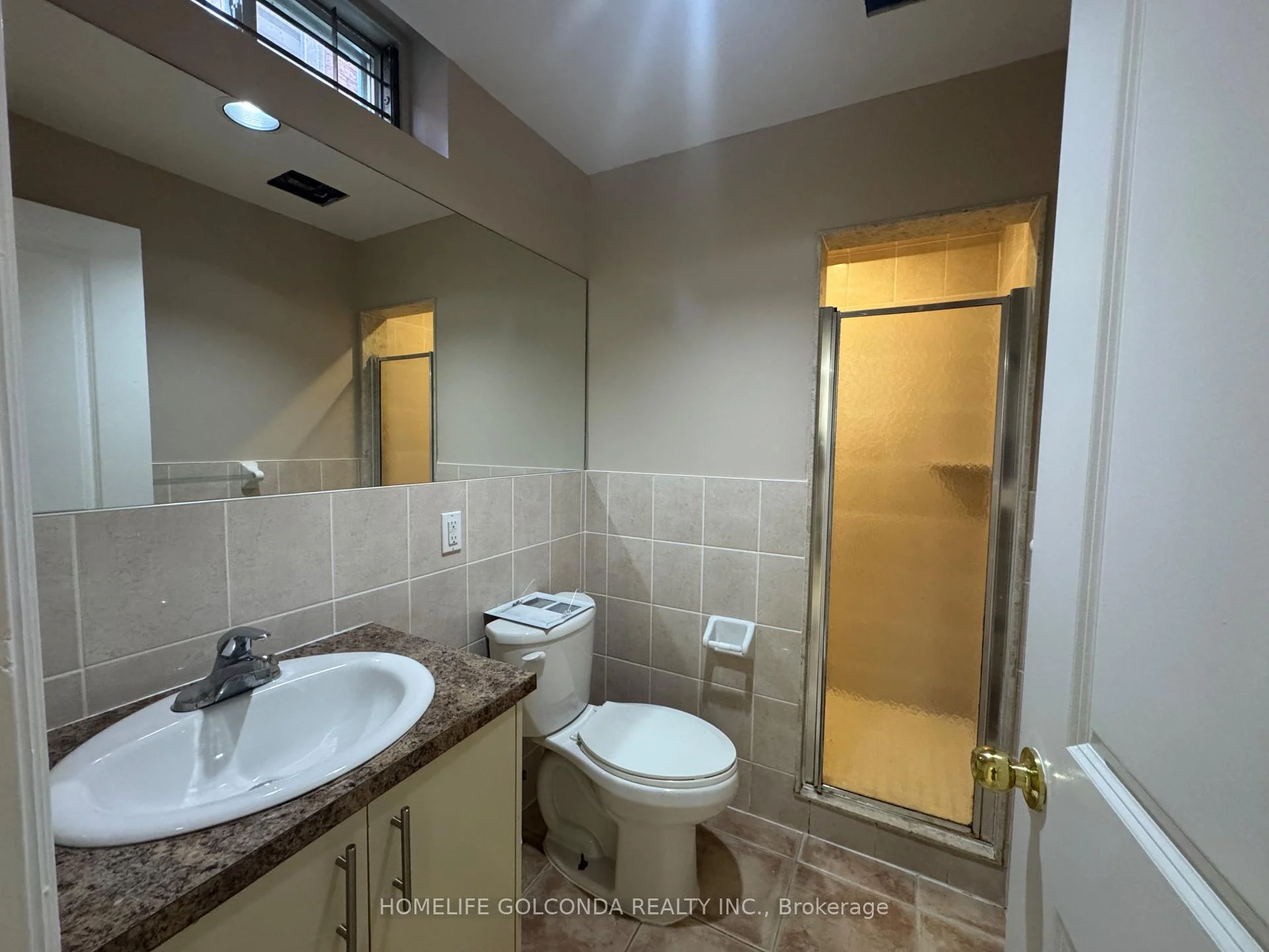 Photo 15 of 33 Hammerstone Crescent, Vaughan, Beverley Glen — HOMEH