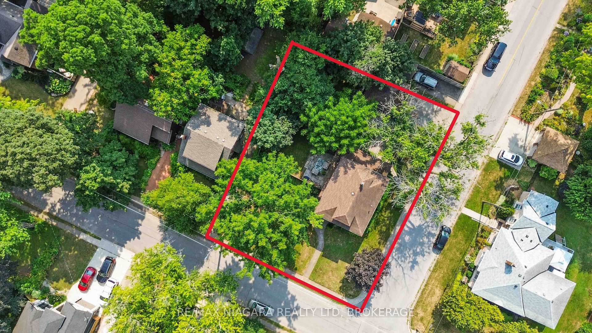 Photo 2 of 6275 Pine Grove Avenue, Niagara Falls, Dorchester — HOMEH