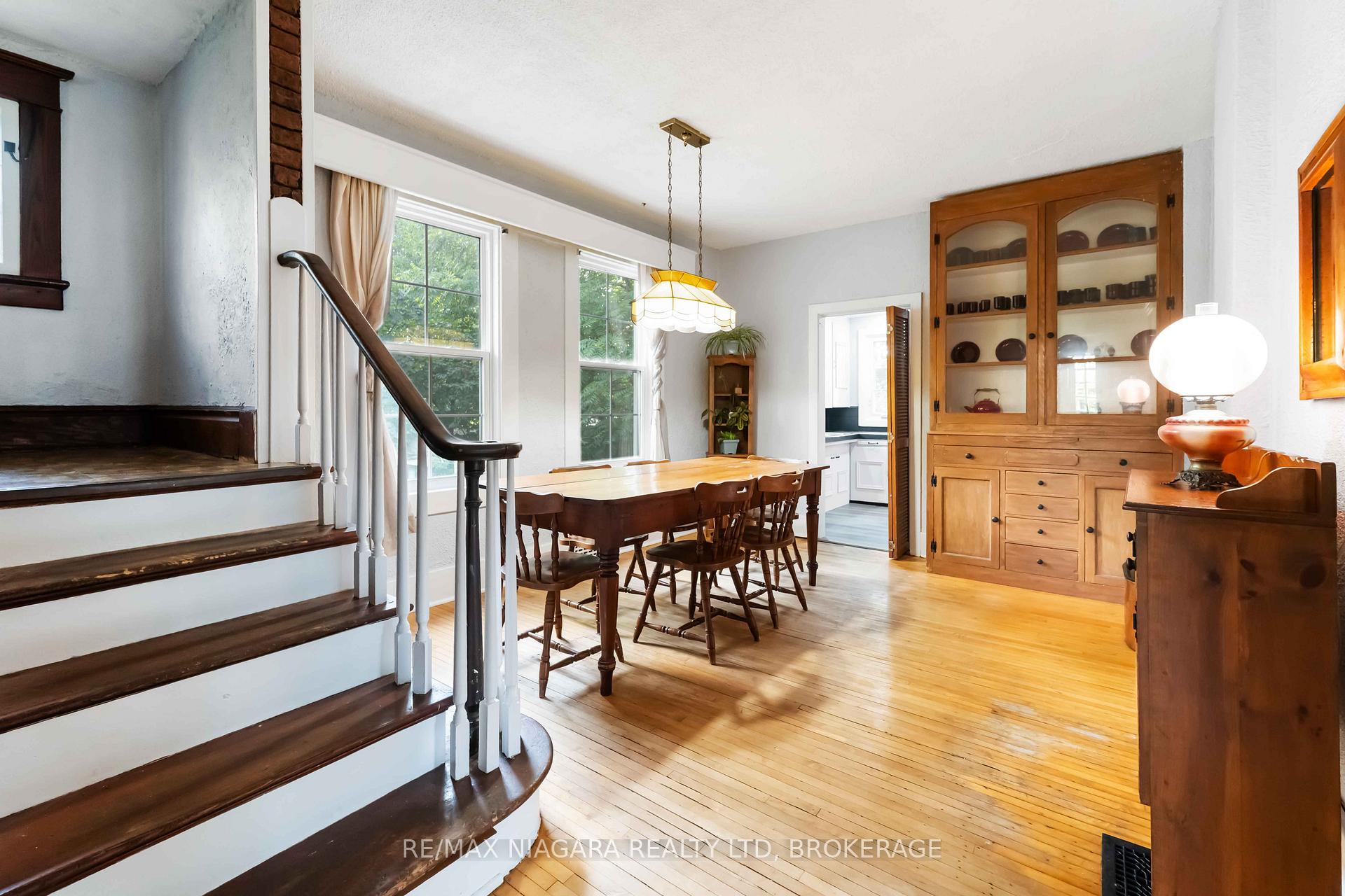 Photo 7 of 6275 Pine Grove Avenue, Niagara Falls, Dorchester — HOMEH