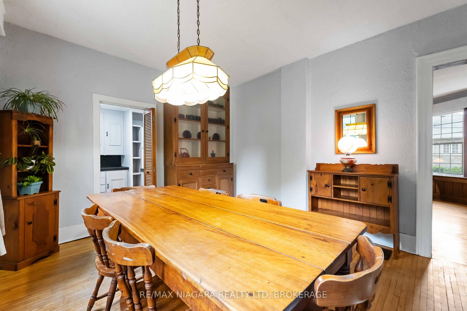 Photo 8 of 6275 Pine Grove Avenue, Niagara Falls, Dorchester — HOMEH