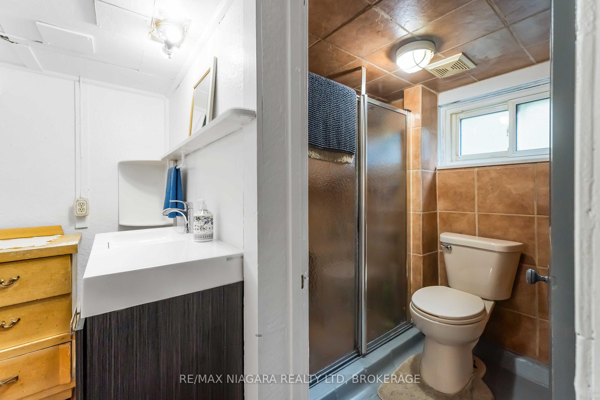 Photo 19 of 6275 Pine Grove Avenue, Niagara Falls, Dorchester — HOMEH