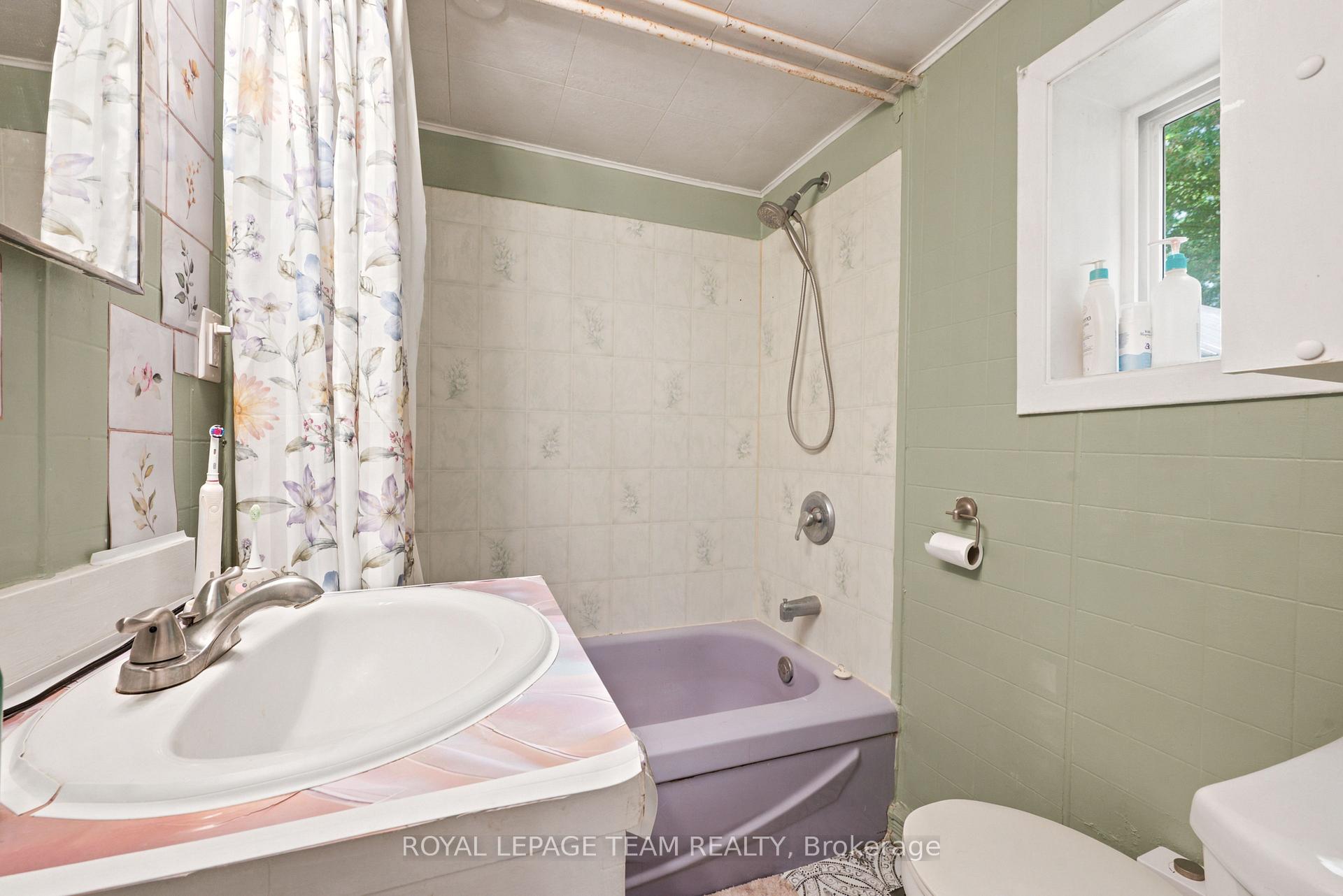 Photo 17 of 1448 Perrault Road, Bonnechere Valley, Eganville/Bonnechere Twp — HOMEH
