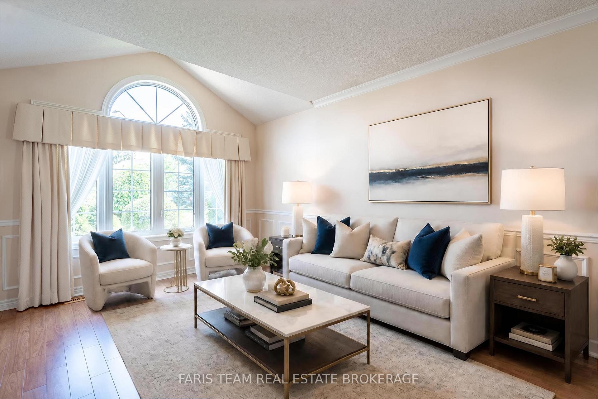Photo 12 of 157 Emms Drive, Barrie, Holly — HOMEH