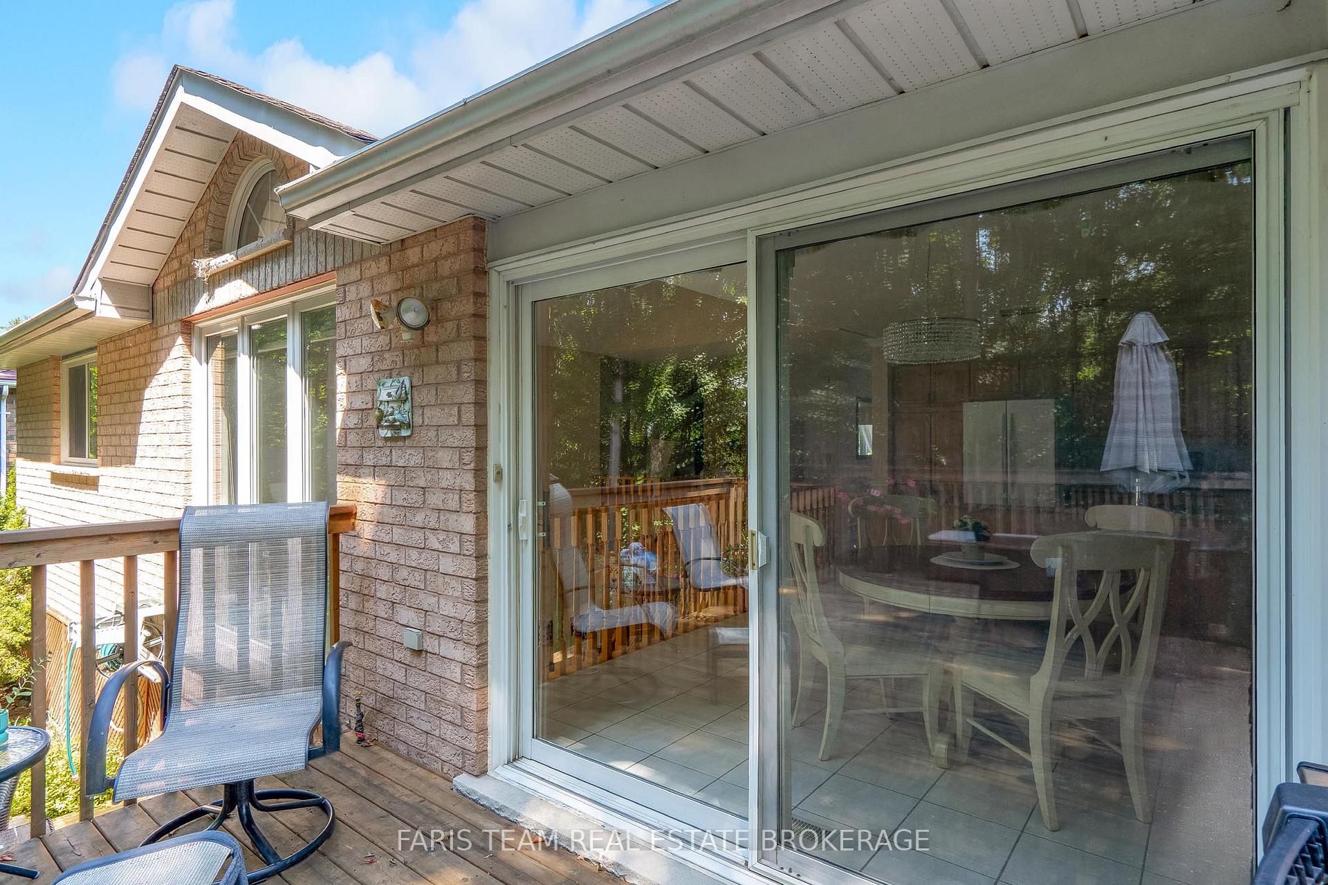 Photo 34 of 157 Emms Drive, Barrie, Holly — HOMEH