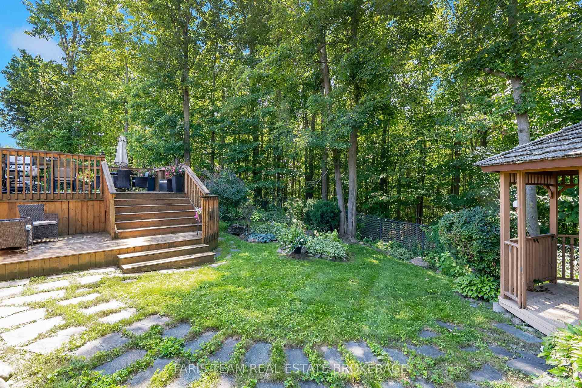 Photo 38 of 157 Emms Drive, Barrie, Holly — HOMEH