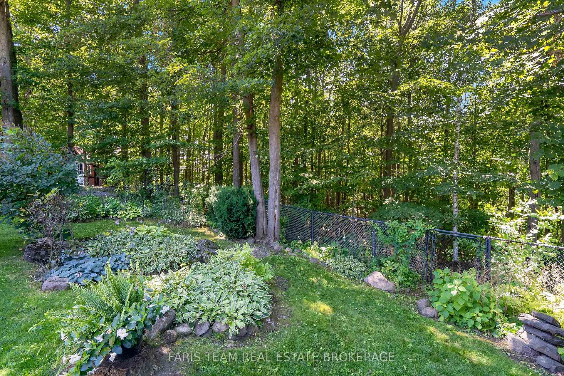Photo 41 of 157 Emms Drive, Barrie, Holly — HOMEH