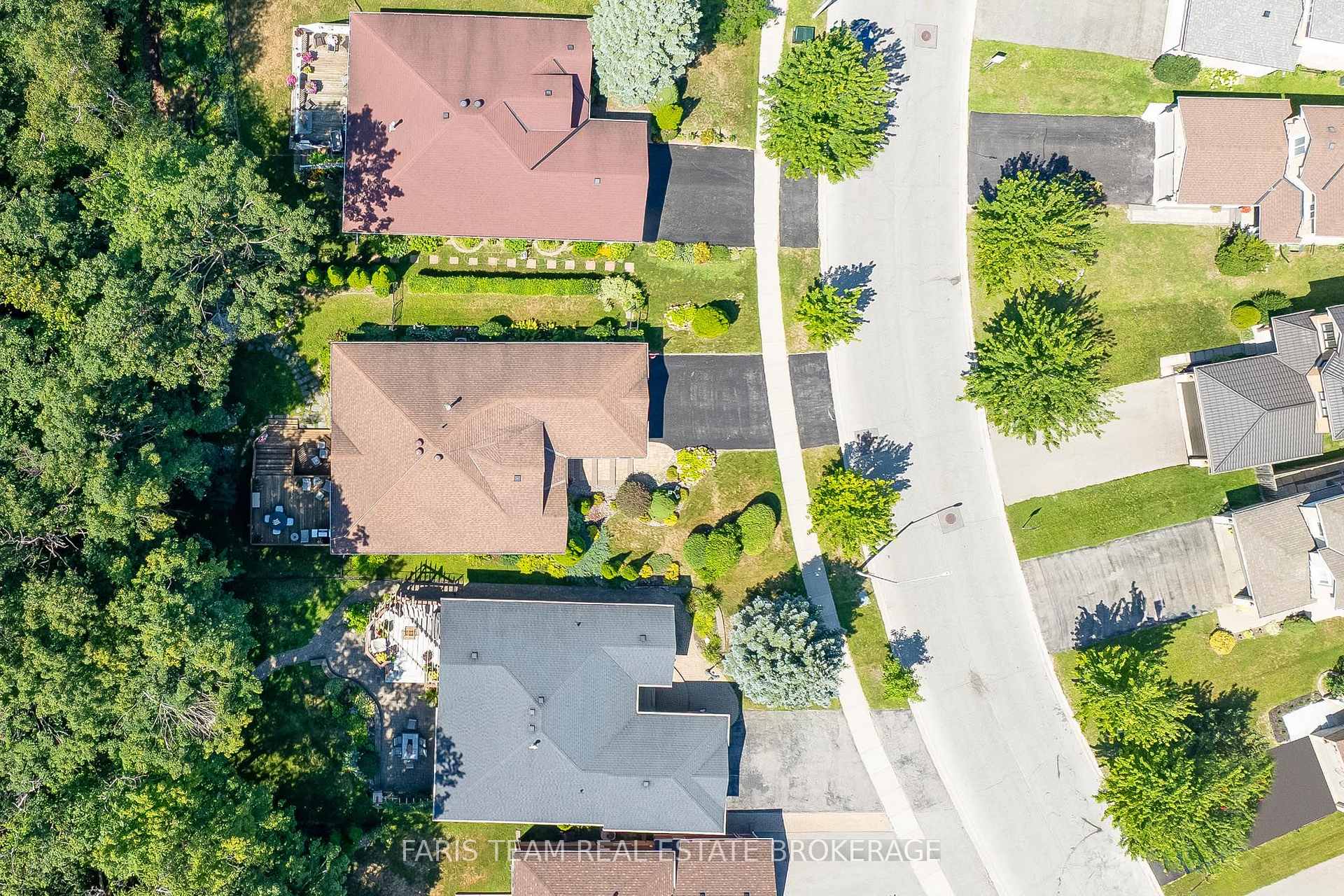 Photo 43 of 157 Emms Drive, Barrie, Holly — HOMEH