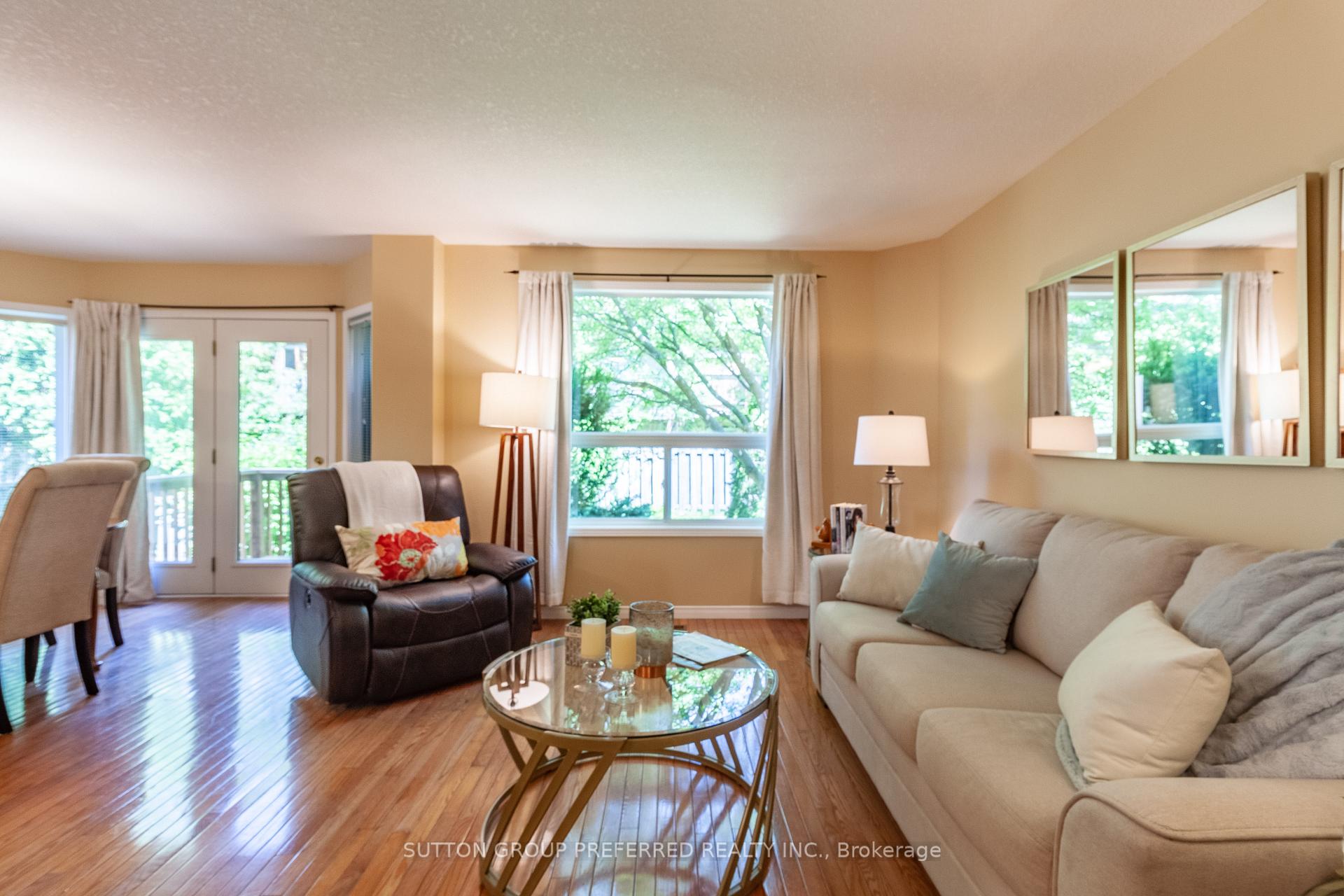 Photo 14 of 907 Blacksmith Street, London, North M — HOMEH