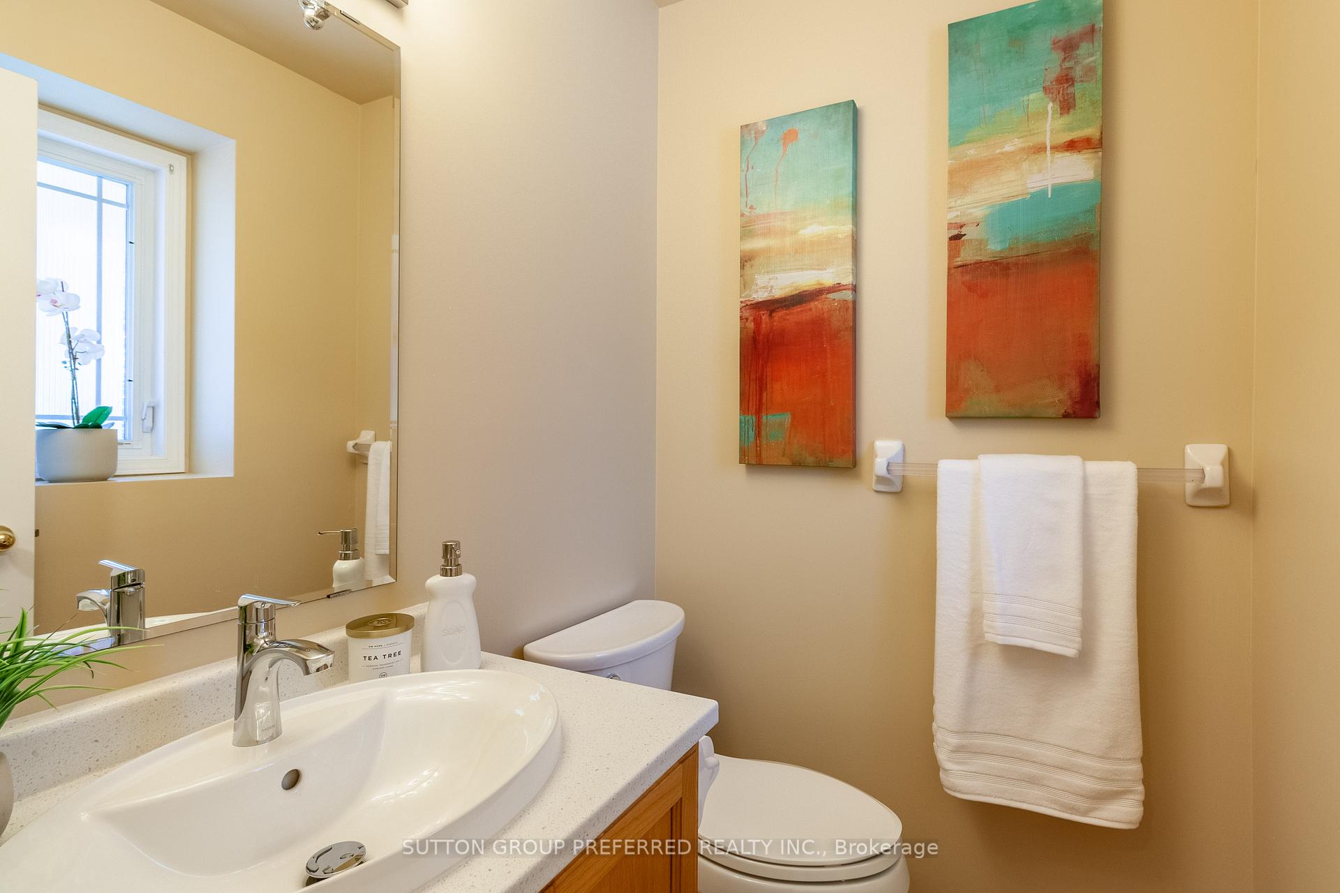 Photo 17 of 907 Blacksmith Street, London, North M — HOMEH