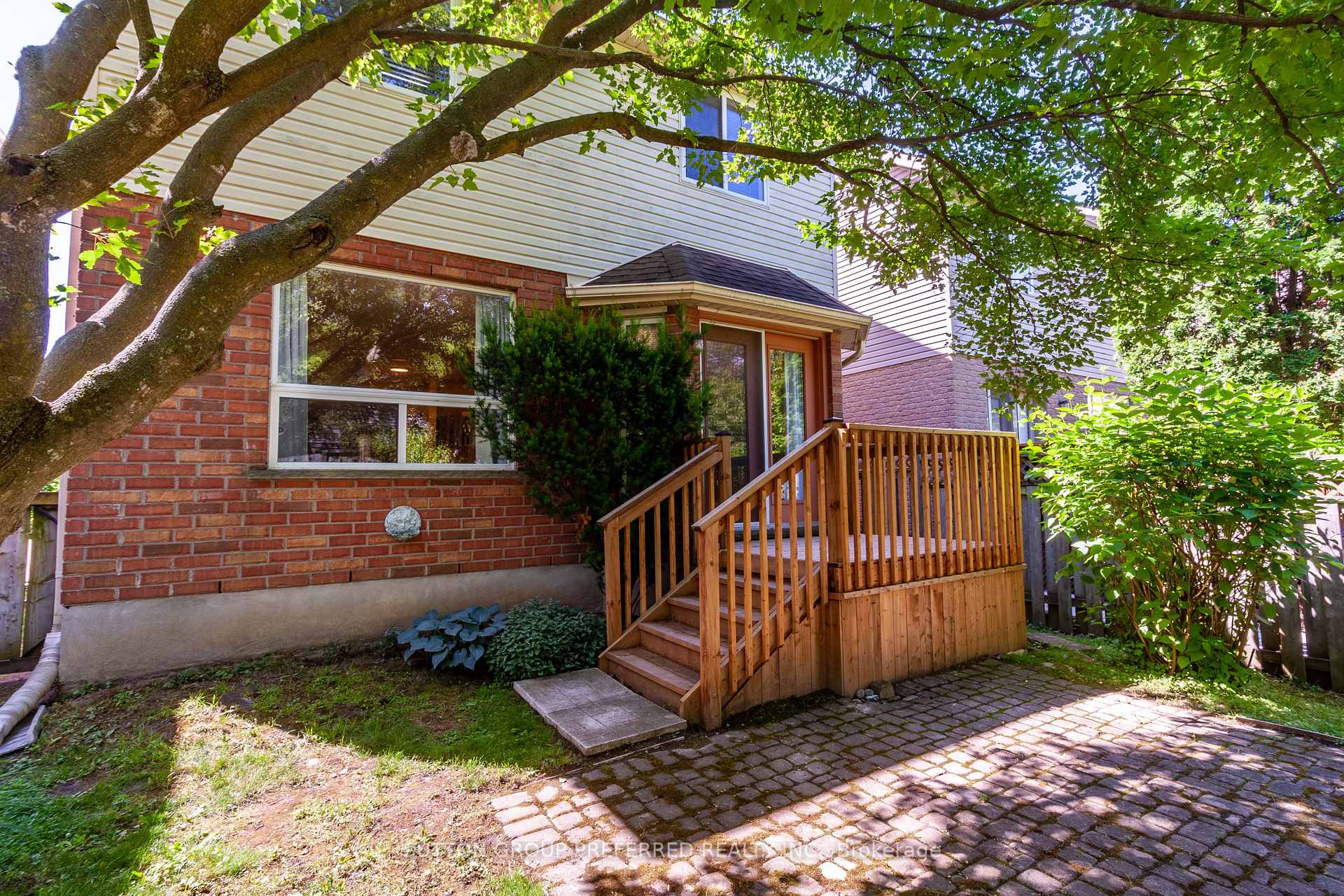 Photo 42 of 907 Blacksmith Street, London, North M — HOMEH