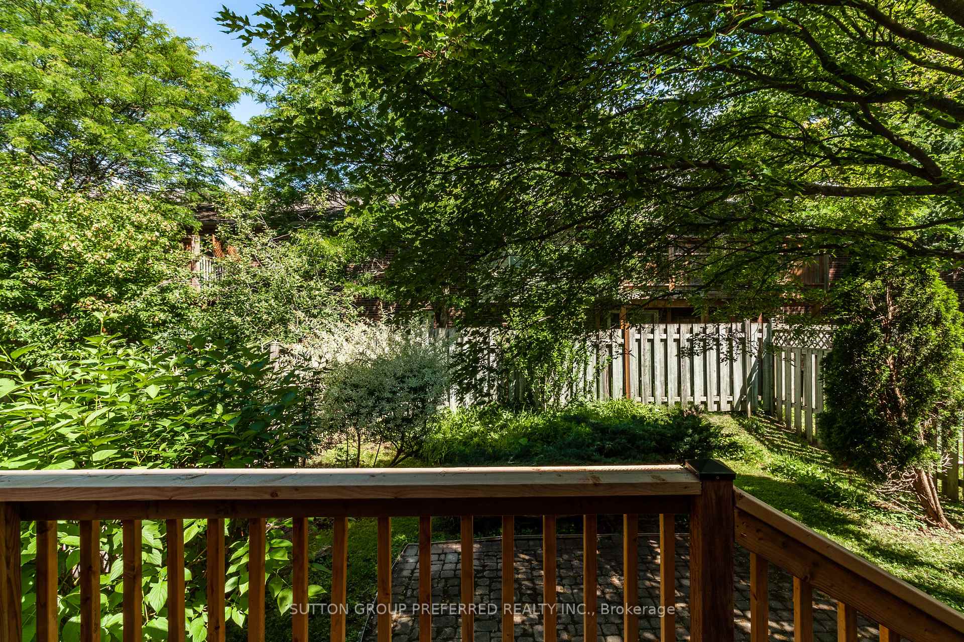 Photo 44 of 907 Blacksmith Street, London, North M — HOMEH