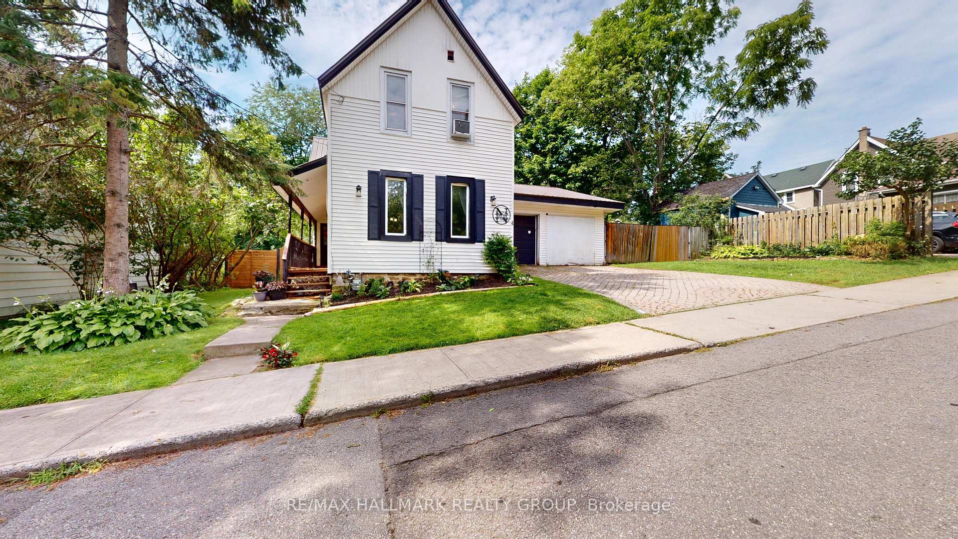 Photo of 4 Franklin Street S