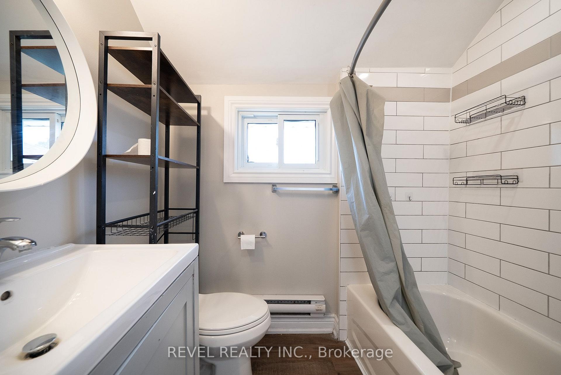 Photo 8 of Unit UPPER, 20 Fair Avenue, Brantford, Eagle Place — HOMEH