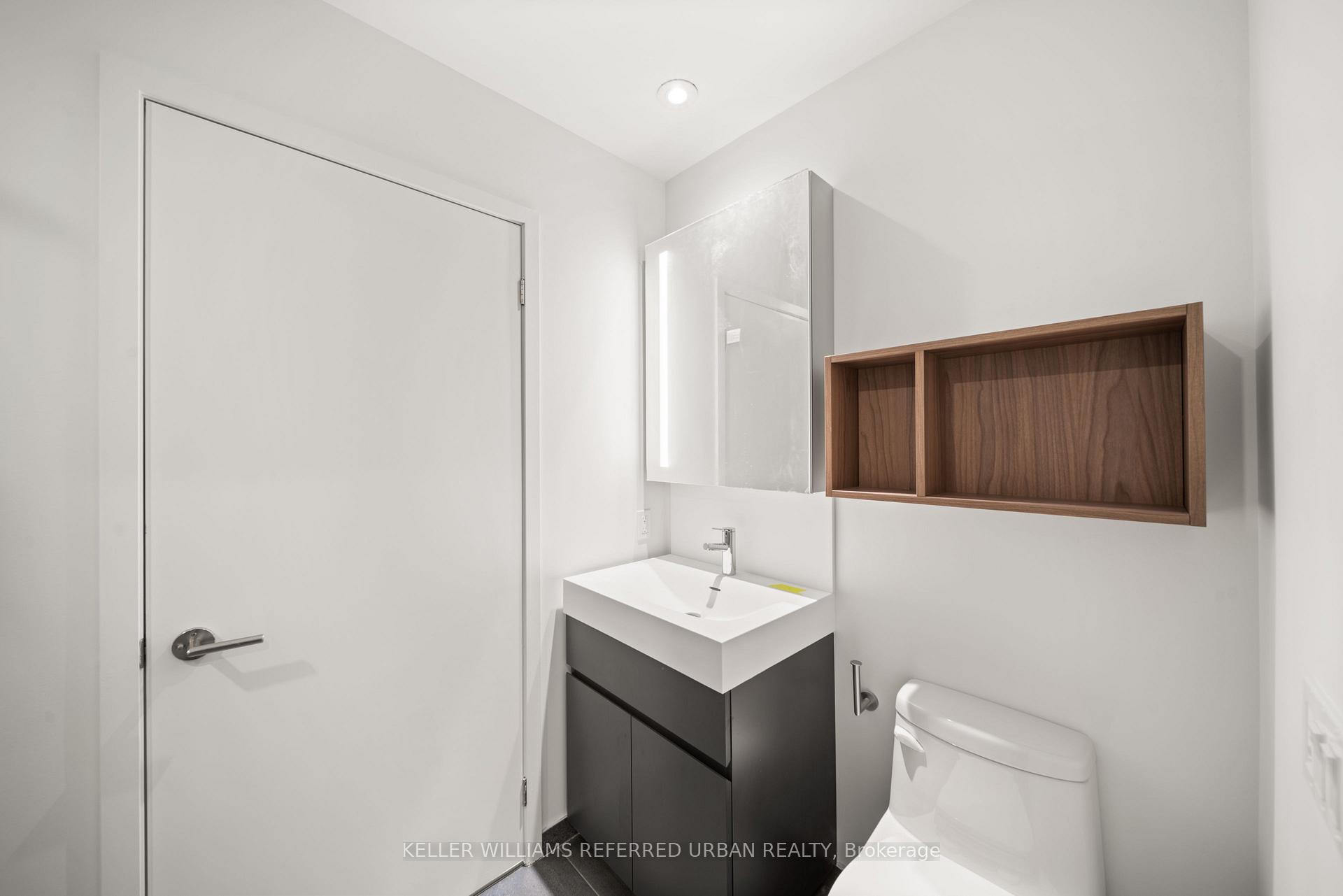 Photo 8 of Unit 2710, 39 Mary Street, Barrie, City Centre — HOMEH