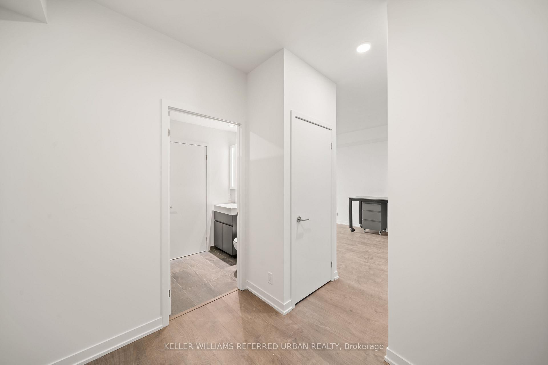 Photo 10 of Unit 2710, 39 Mary Street, Barrie, City Centre — HOMEH