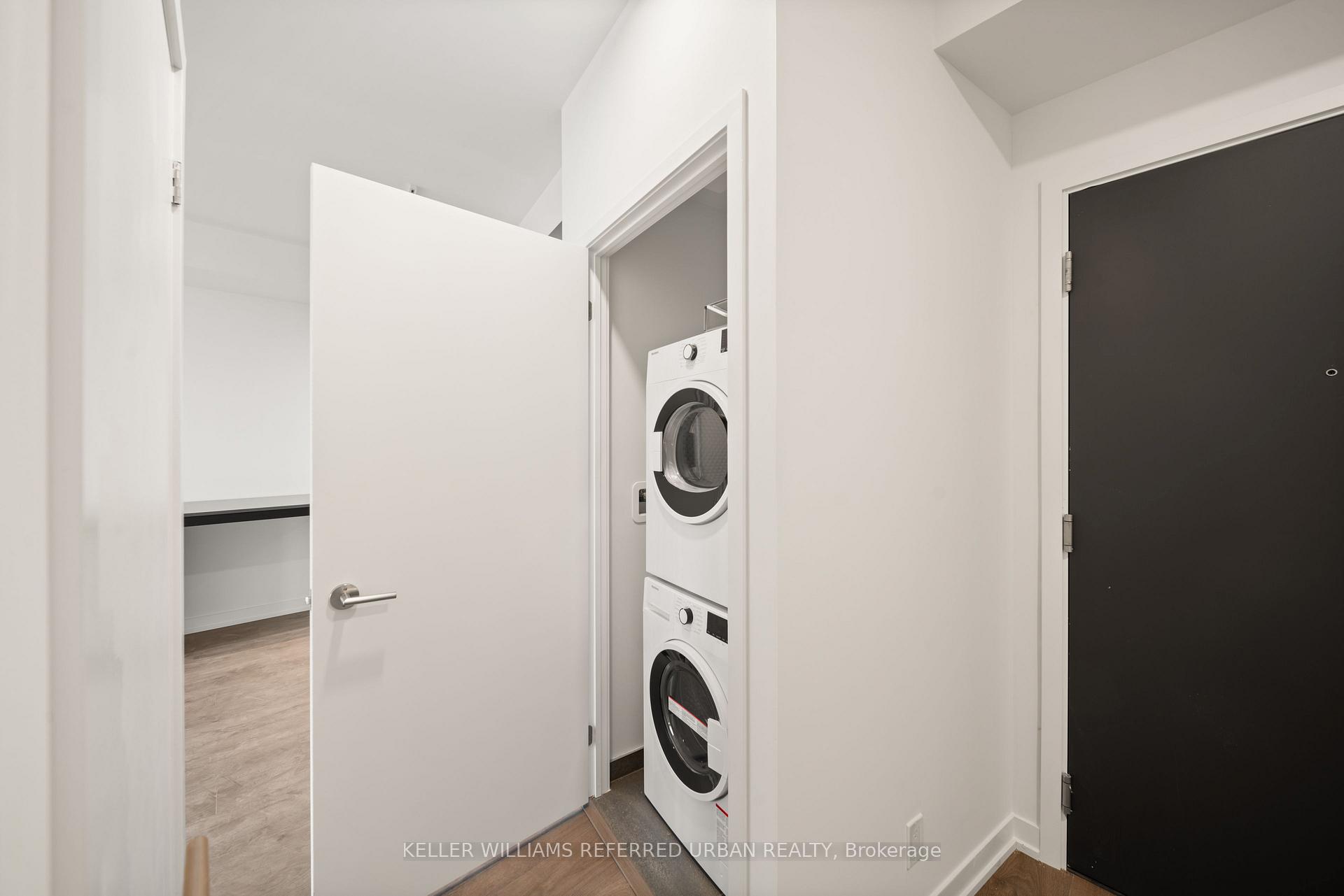 Photo 11 of Unit 2710, 39 Mary Street, Barrie, City Centre — HOMEH