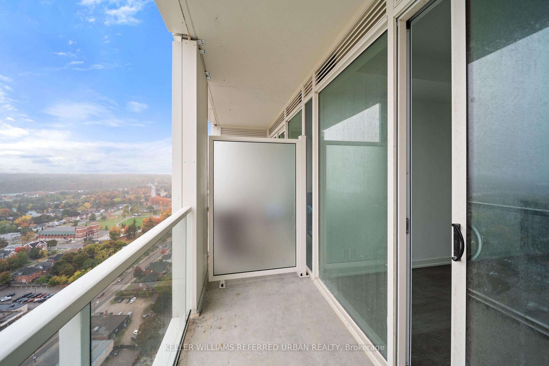 Photo 13 of Unit 2710, 39 Mary Street, Barrie, City Centre — HOMEH