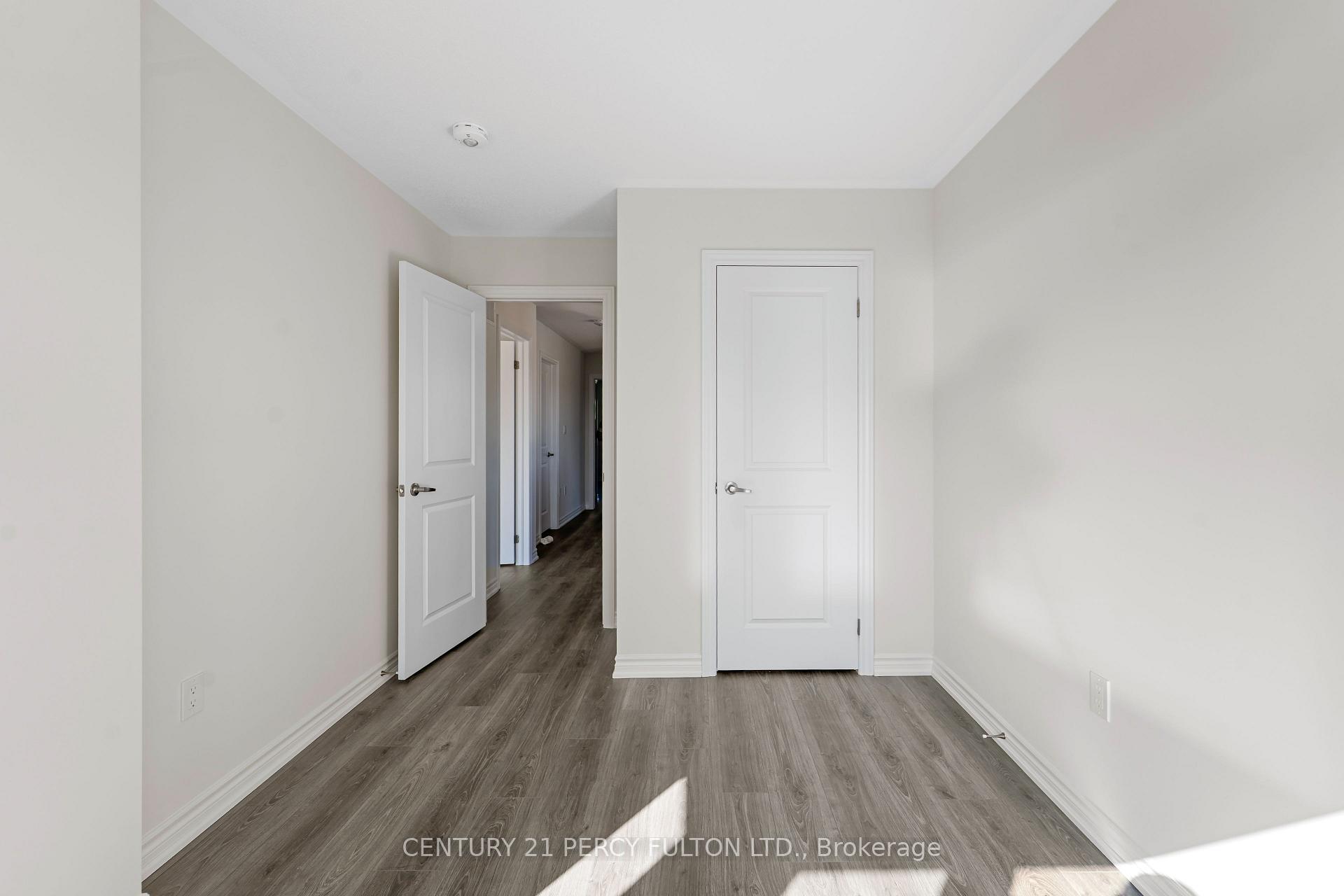 Photo 13 of 47 Watts Mews, Kawartha Lakes, Lindsay — HOMEH