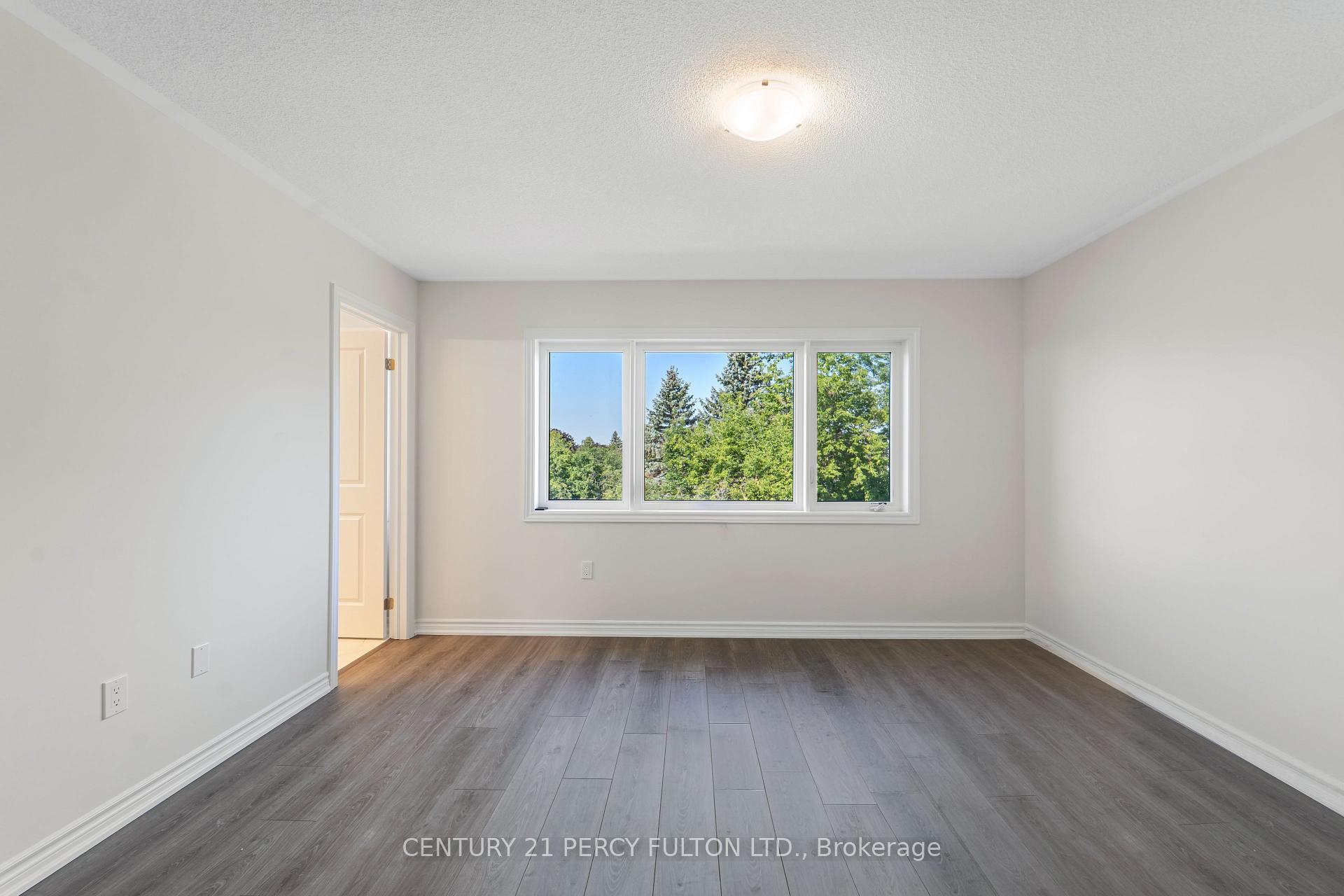 Photo 19 of 47 Watts Mews, Kawartha Lakes, Lindsay — HOMEH