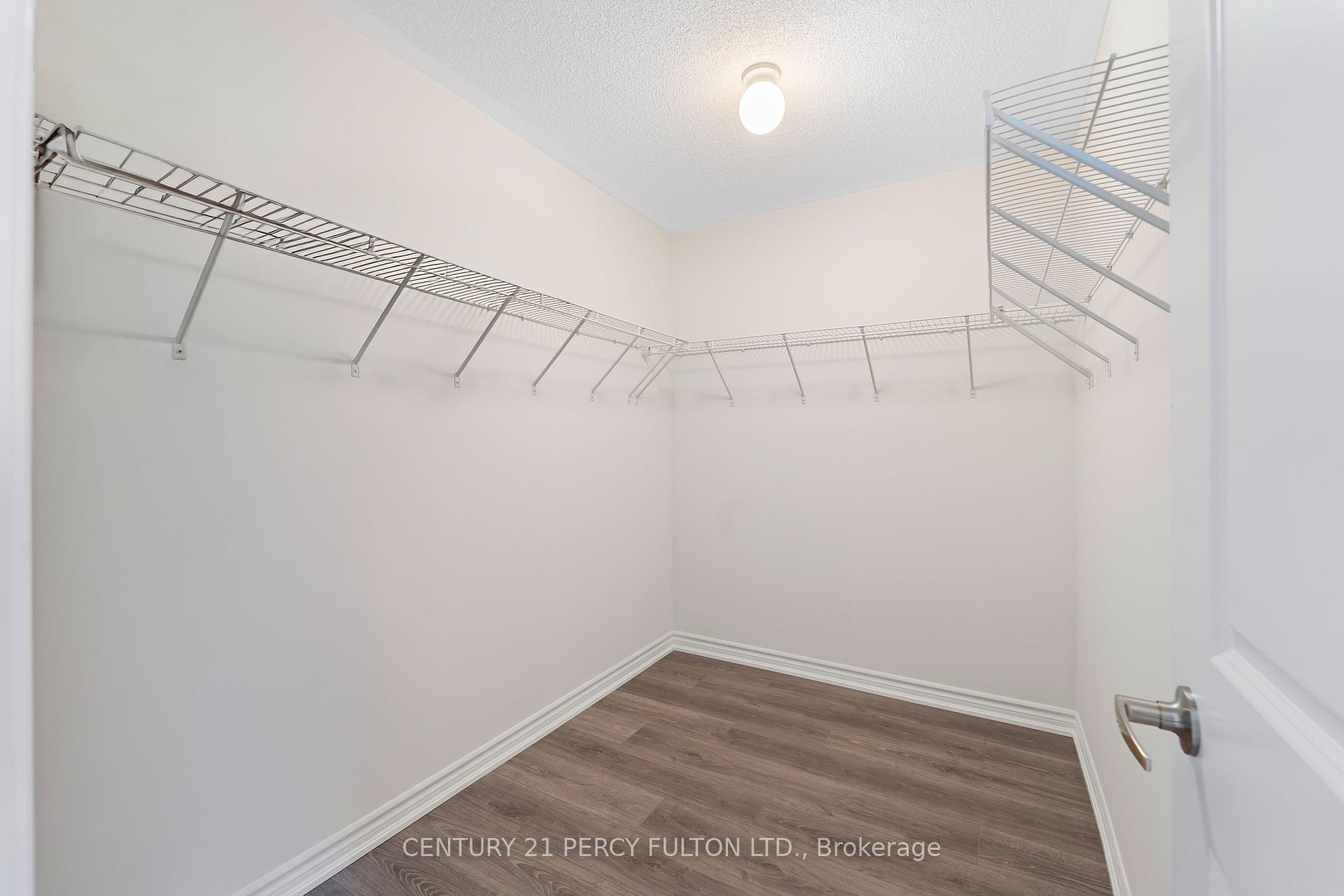 Photo 20 of 47 Watts Mews, Kawartha Lakes, Lindsay — HOMEH