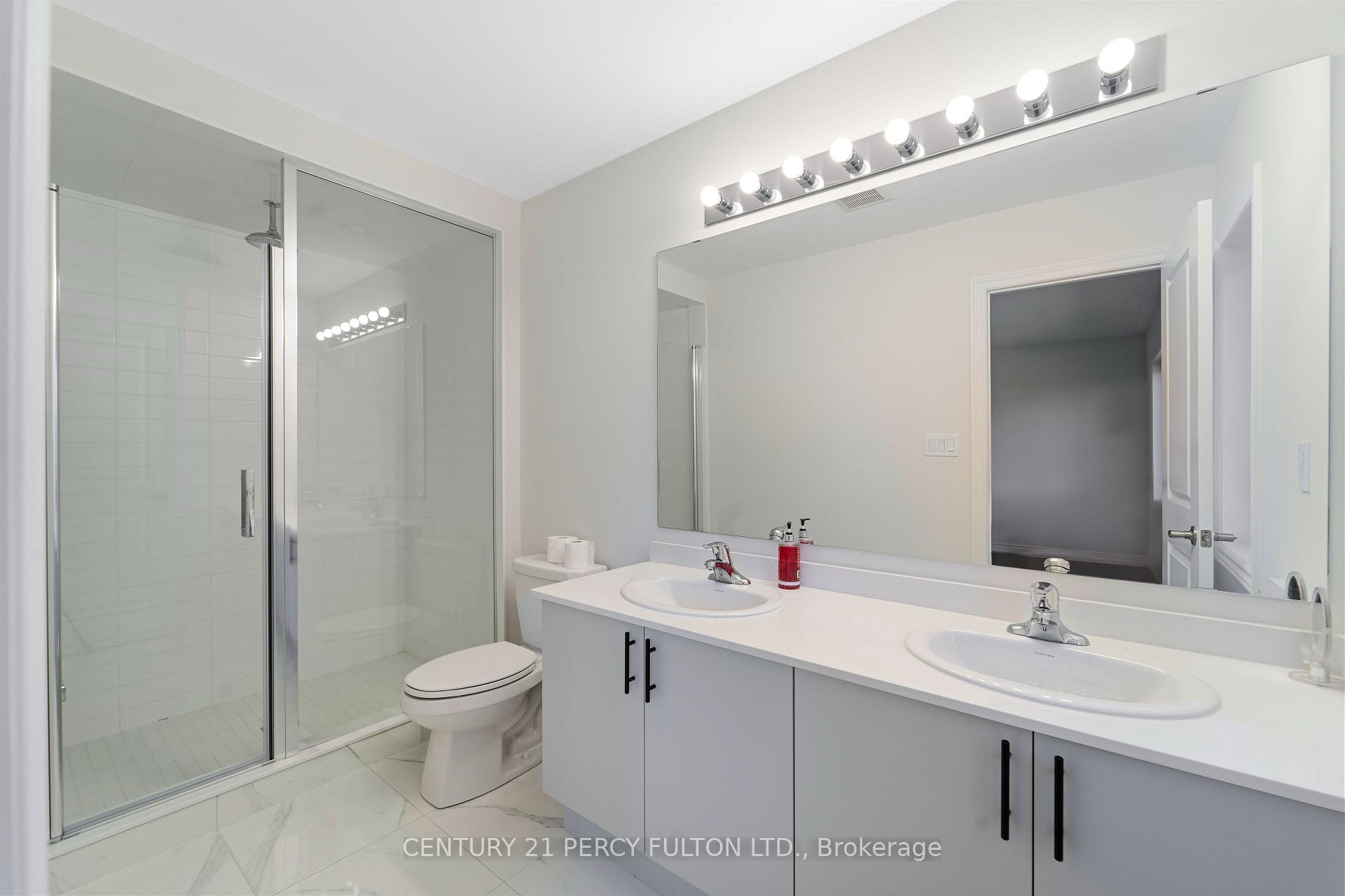 Photo 21 of 47 Watts Mews, Kawartha Lakes, Lindsay — HOMEH