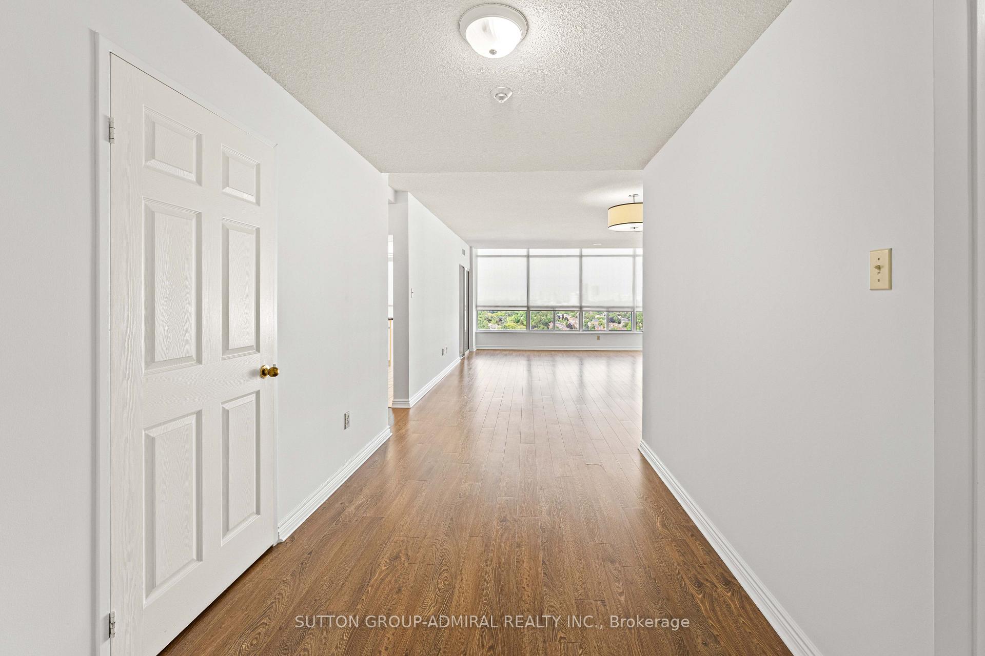 Photo 9 of Unit 1801, 7300 Yonge Street, Vaughan, Crestwood-Springfarm-Yorkhill — HOMEH