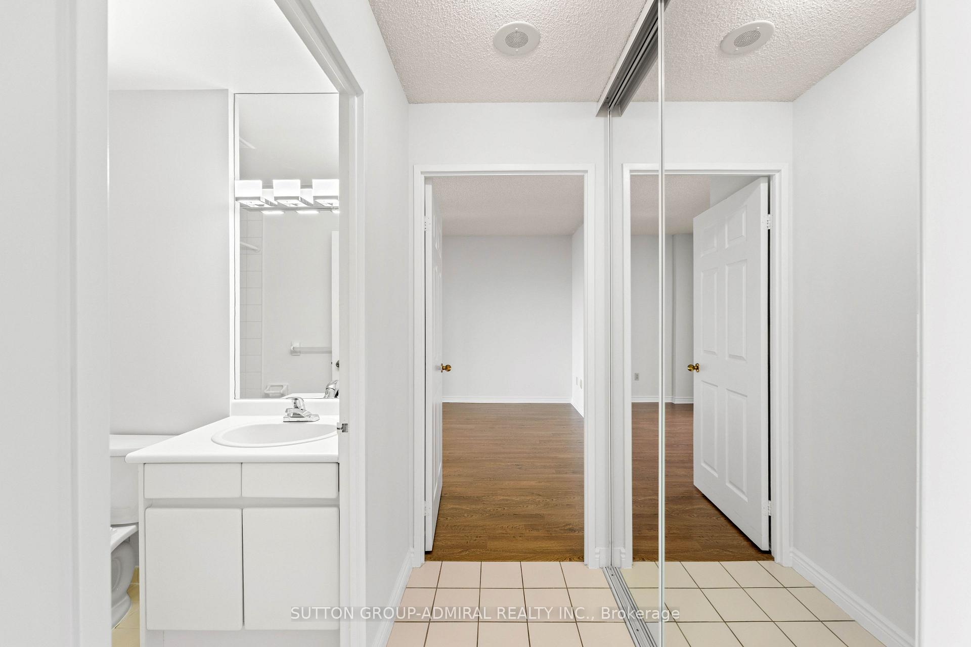 Photo 30 of Unit 1801, 7300 Yonge Street, Vaughan, Crestwood-Springfarm-Yorkhill — HOMEH