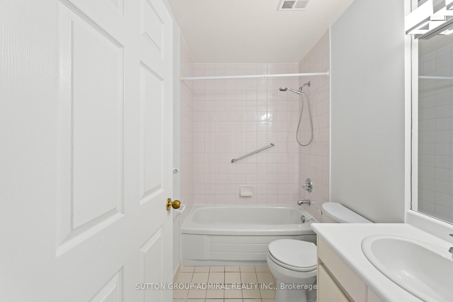 Photo 36 of Unit 1801, 7300 Yonge Street, Vaughan, Crestwood-Springfarm-Yorkhill — HOMEH