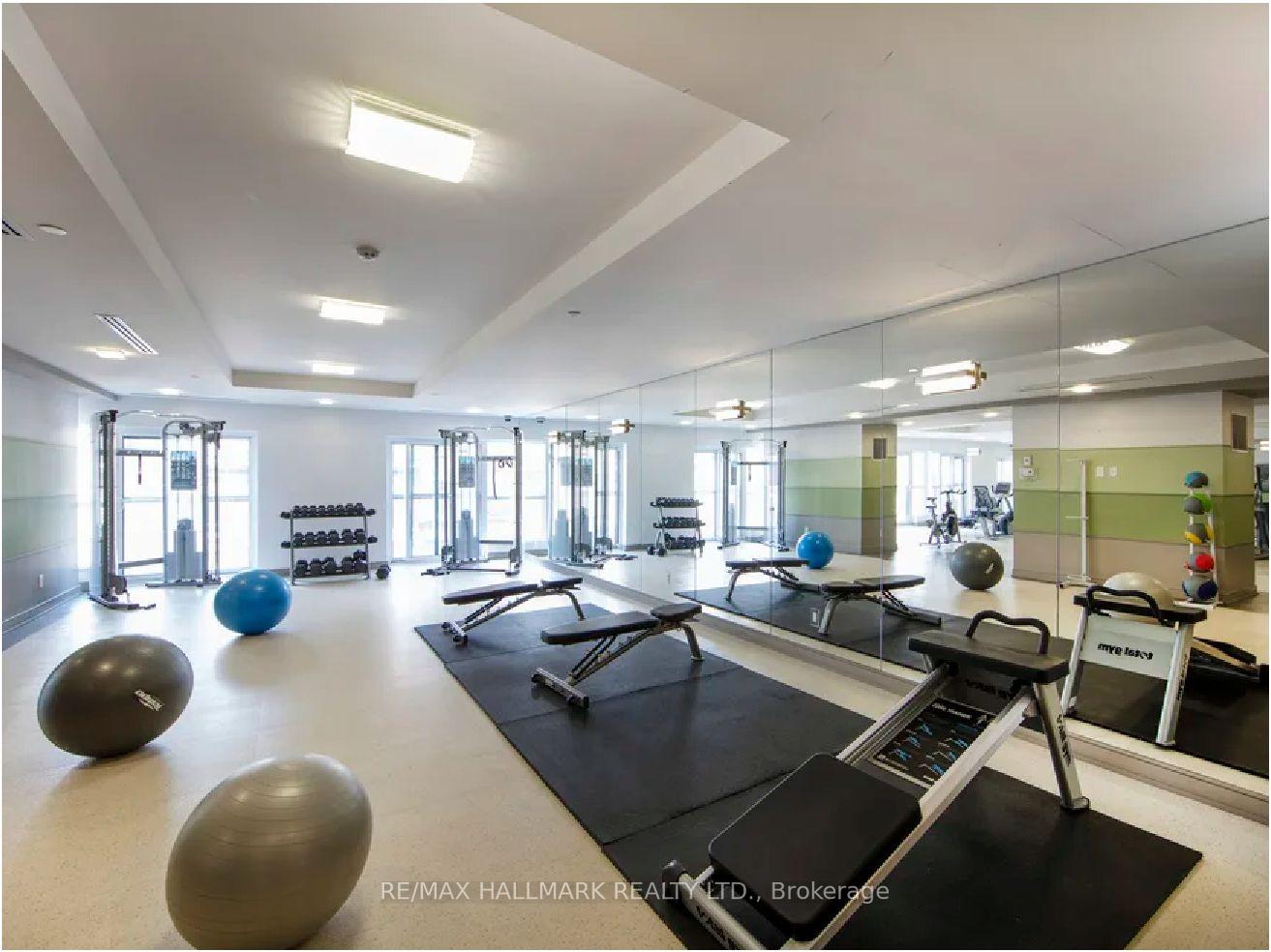 Photo 11 of Unit 404, 570 Bay Street, Toronto, Bay Street Corridor — HOMEH