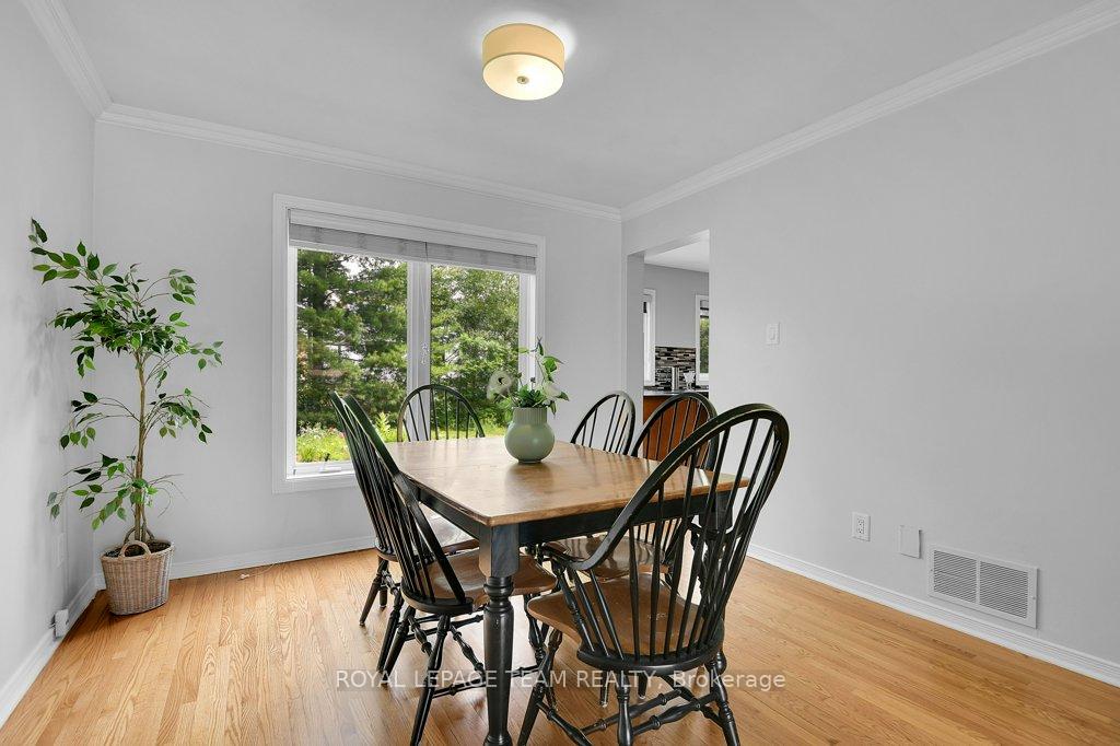 Photo 7 of 332 Liard Street, Ottawa, Stittsville (South) — HOMEH