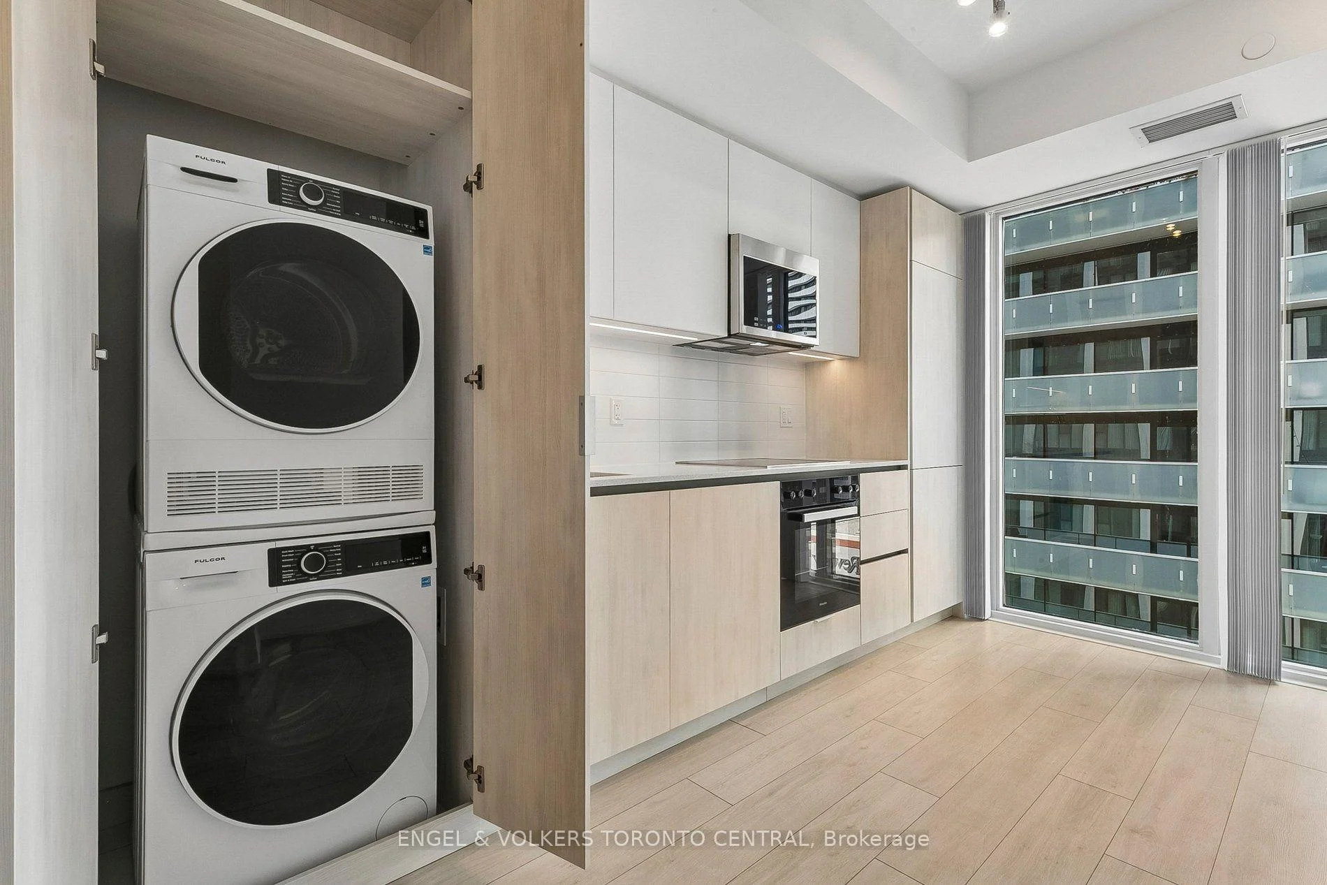 Photo 20 of Unit 2102, 400 King Street W, Toronto, Waterfront Communities — HOMEH