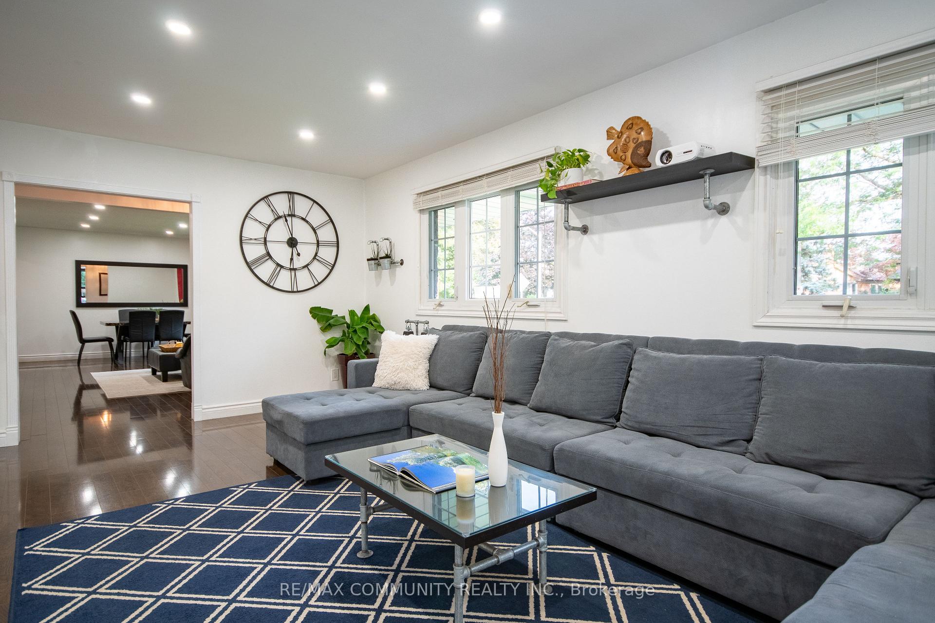 Photo 5 of 167 Simpson Road, Ajax, South East — HOMEH