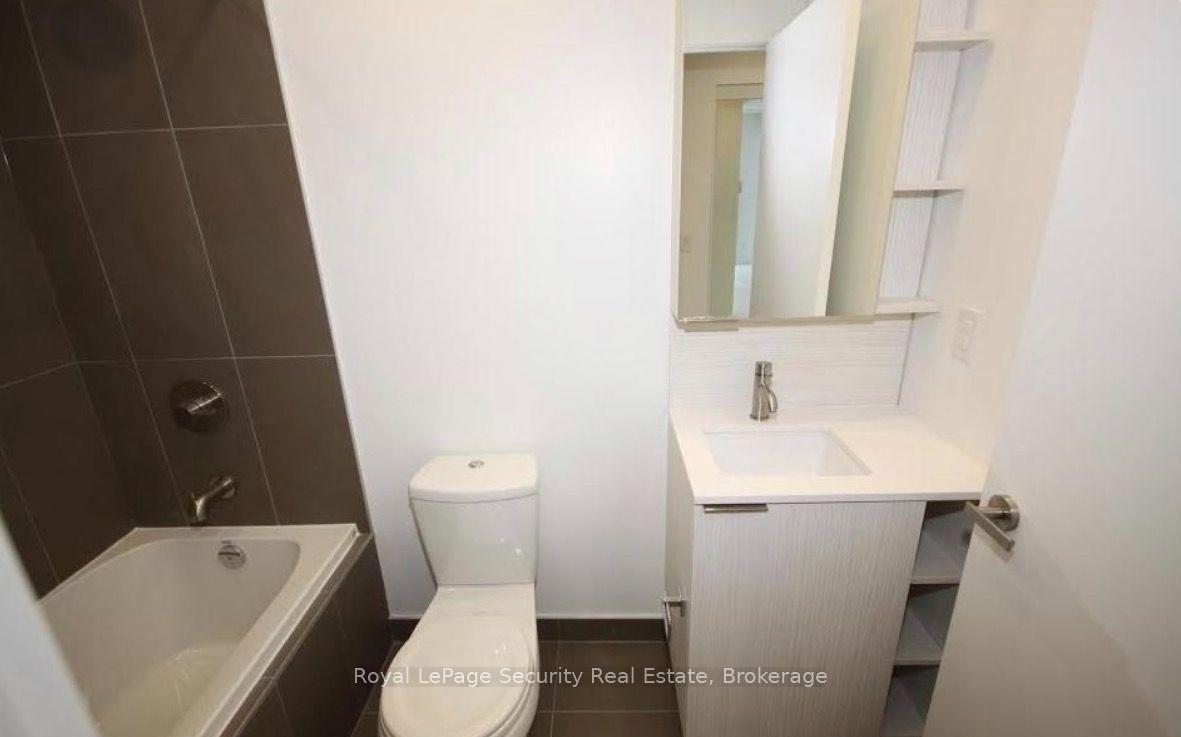 Photo 9 of Unit 1405, 170 Sumach Street, Toronto, Regent Park — HOMEH