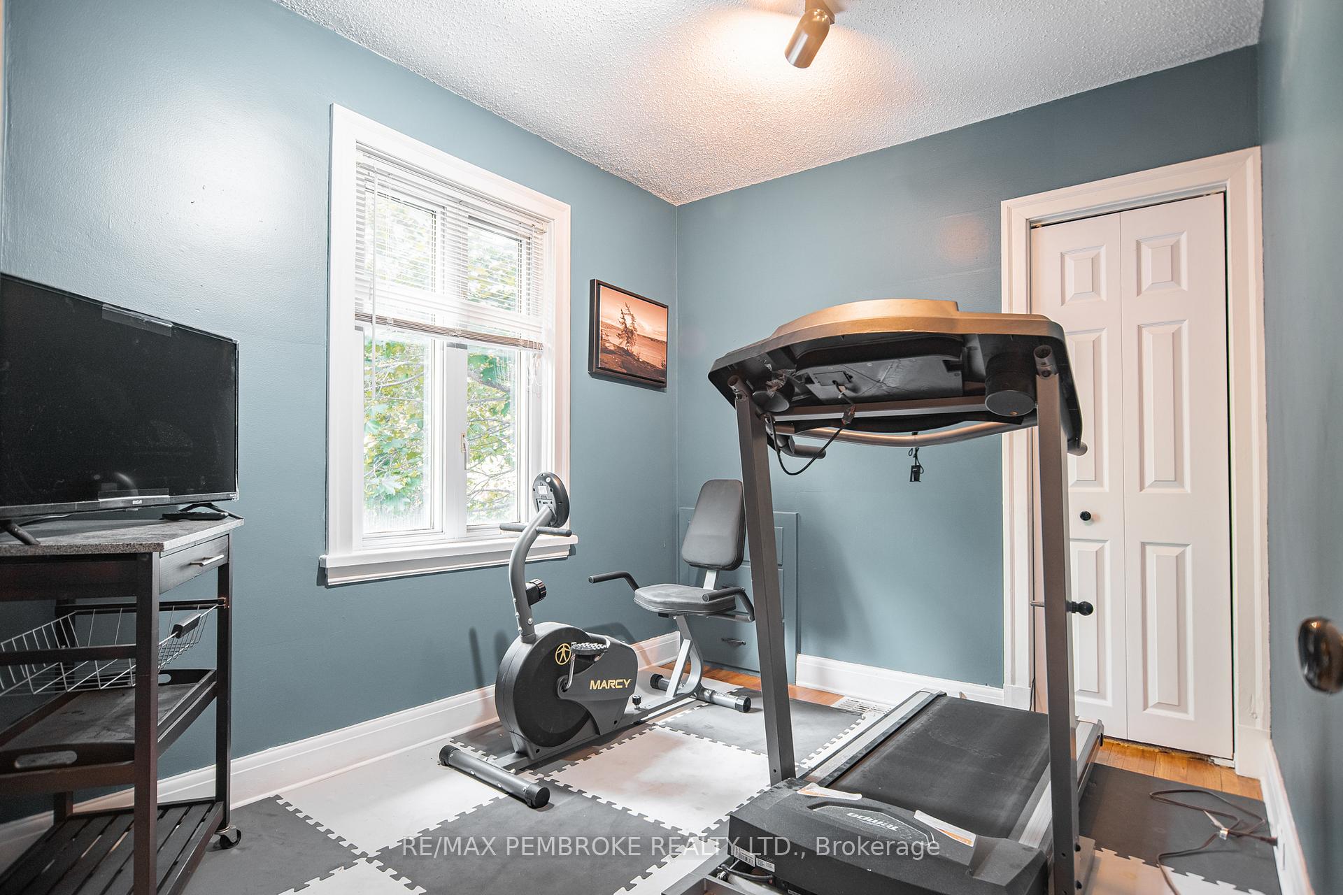 Photo 18 of 320 Mackay Street, Pembroke, Pembroke — HOMEH