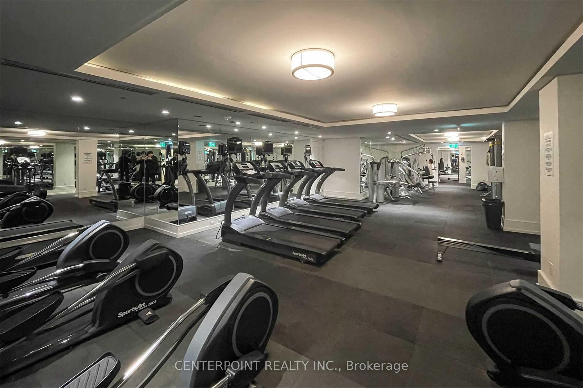 Photo 13 of Unit 816, 955 Bay Street, Toronto, Bay Street Corridor — HOMEH