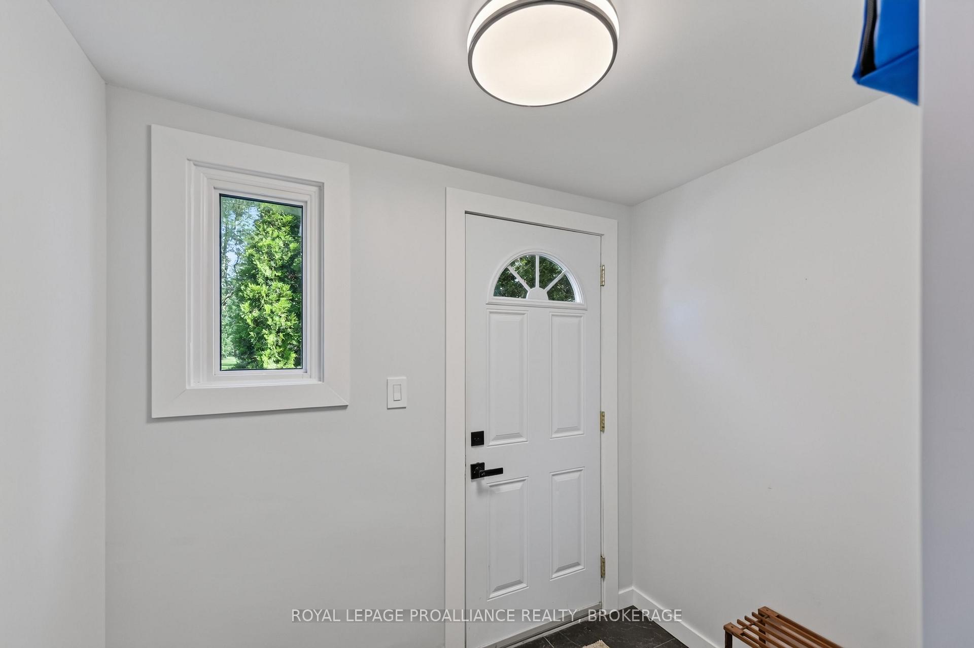 Photo 3 of 500 Brock Street, Kingston, Central City East — HOMEH