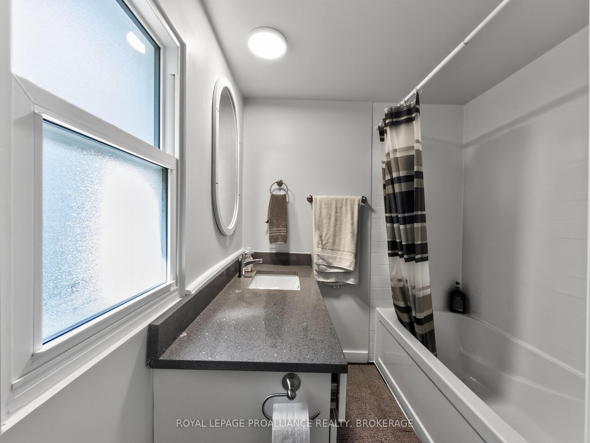 Photo 18 of 500 Brock Street, Kingston, Central City East — HOMEH