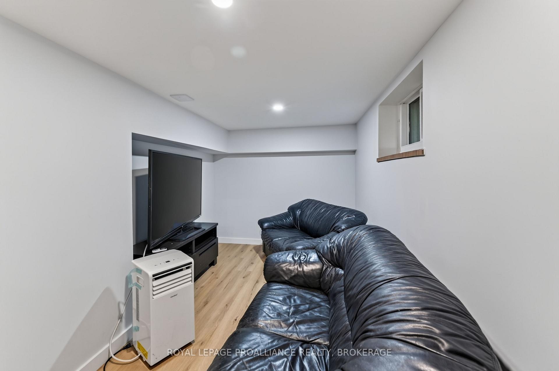 Photo 22 of 500 Brock Street, Kingston, Central City East — HOMEH