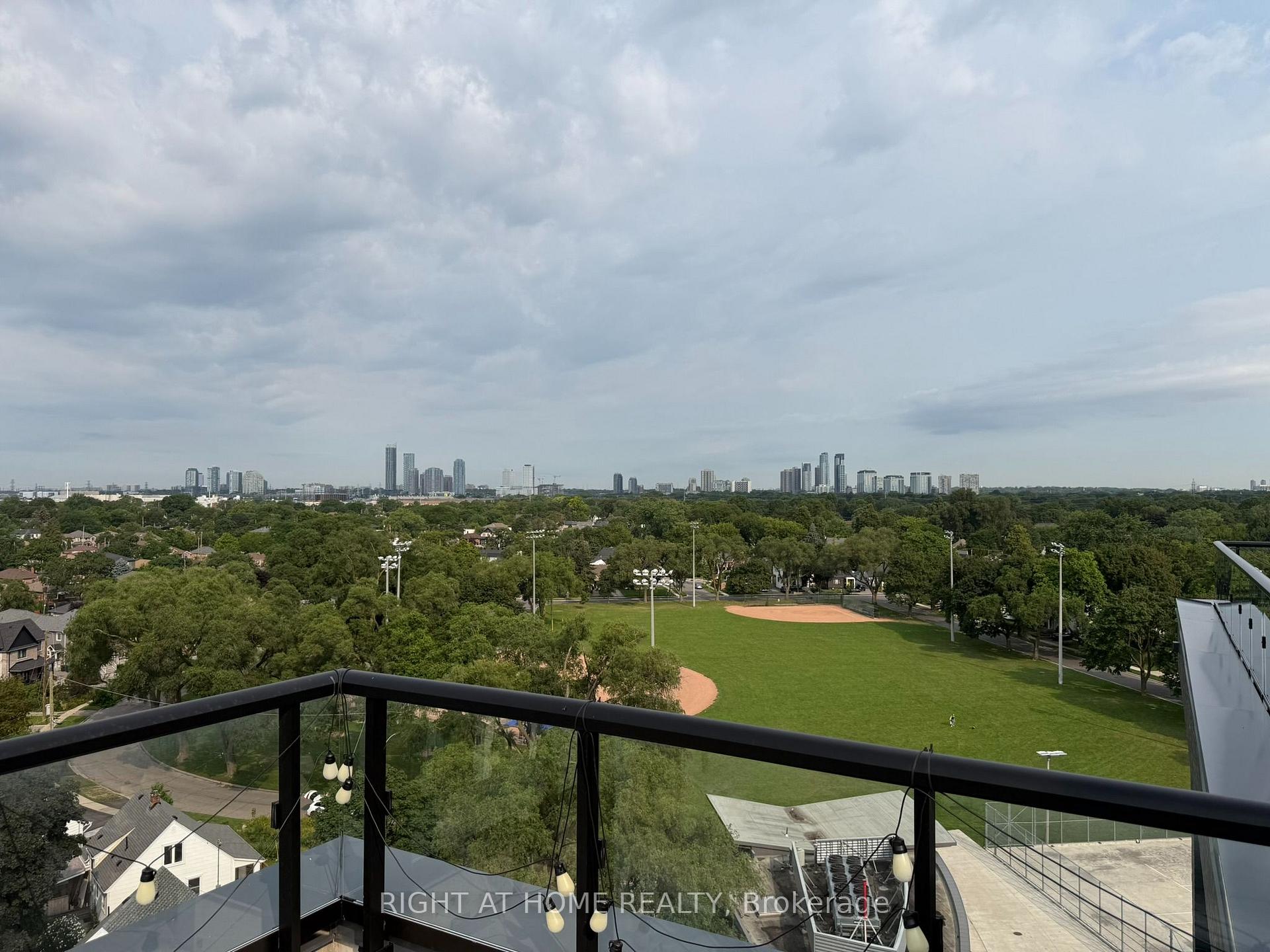 Photo 24 of Unit 817, 7 Smith Crescent, Etobicoke, Stonegate-Queensway — HOMEH