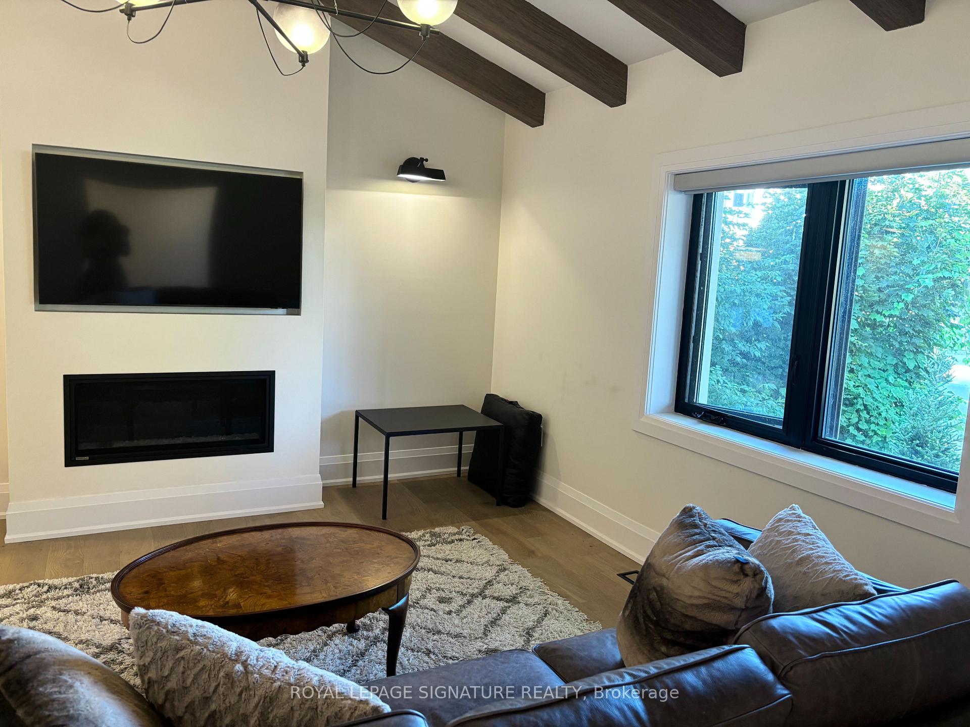 Photo 3 of Unit Main, 64 Twenty Third Street, Etobicoke, Long Branch — HOMEH