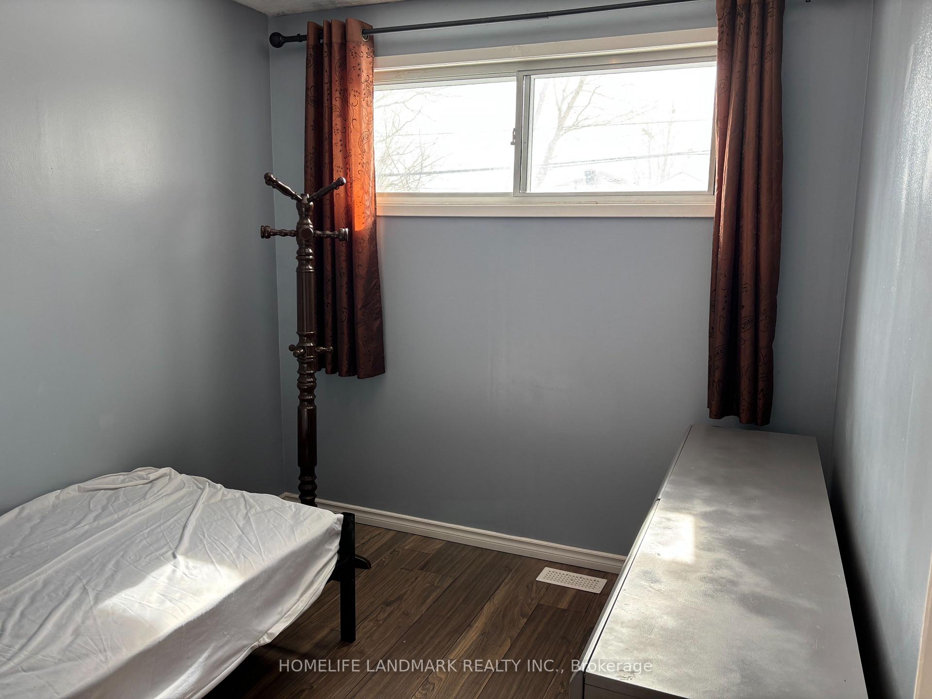 Photo 12 of Unit ( Main Floor ), 145 Tulloch Drive, Ajax, South East — HOMEH