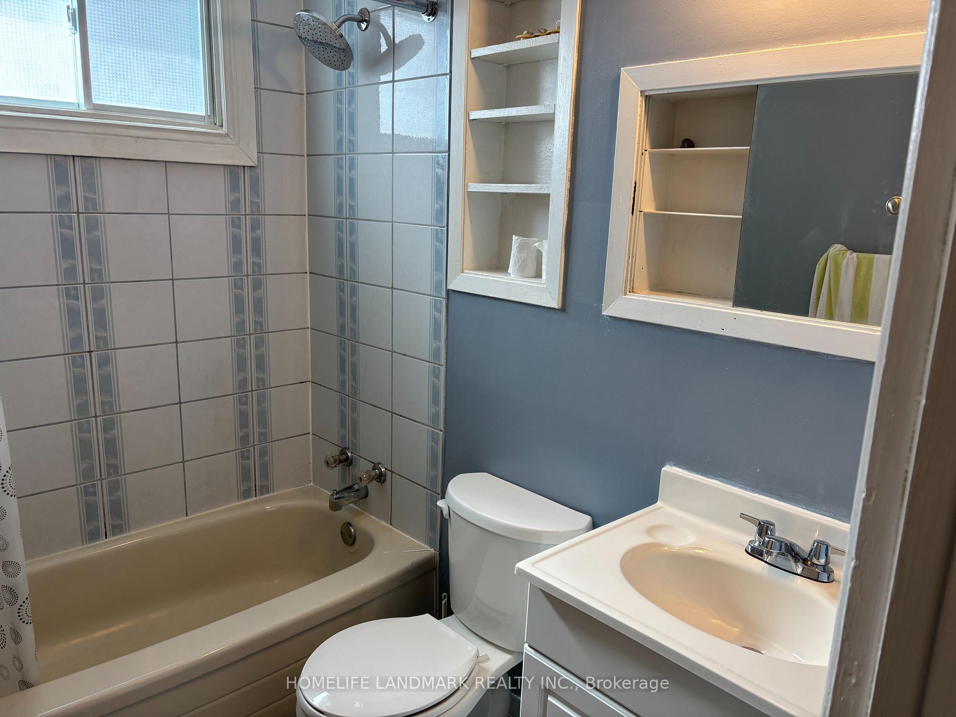 Photo 17 of Unit ( Main Floor ), 145 Tulloch Drive, Ajax, South East — HOMEH