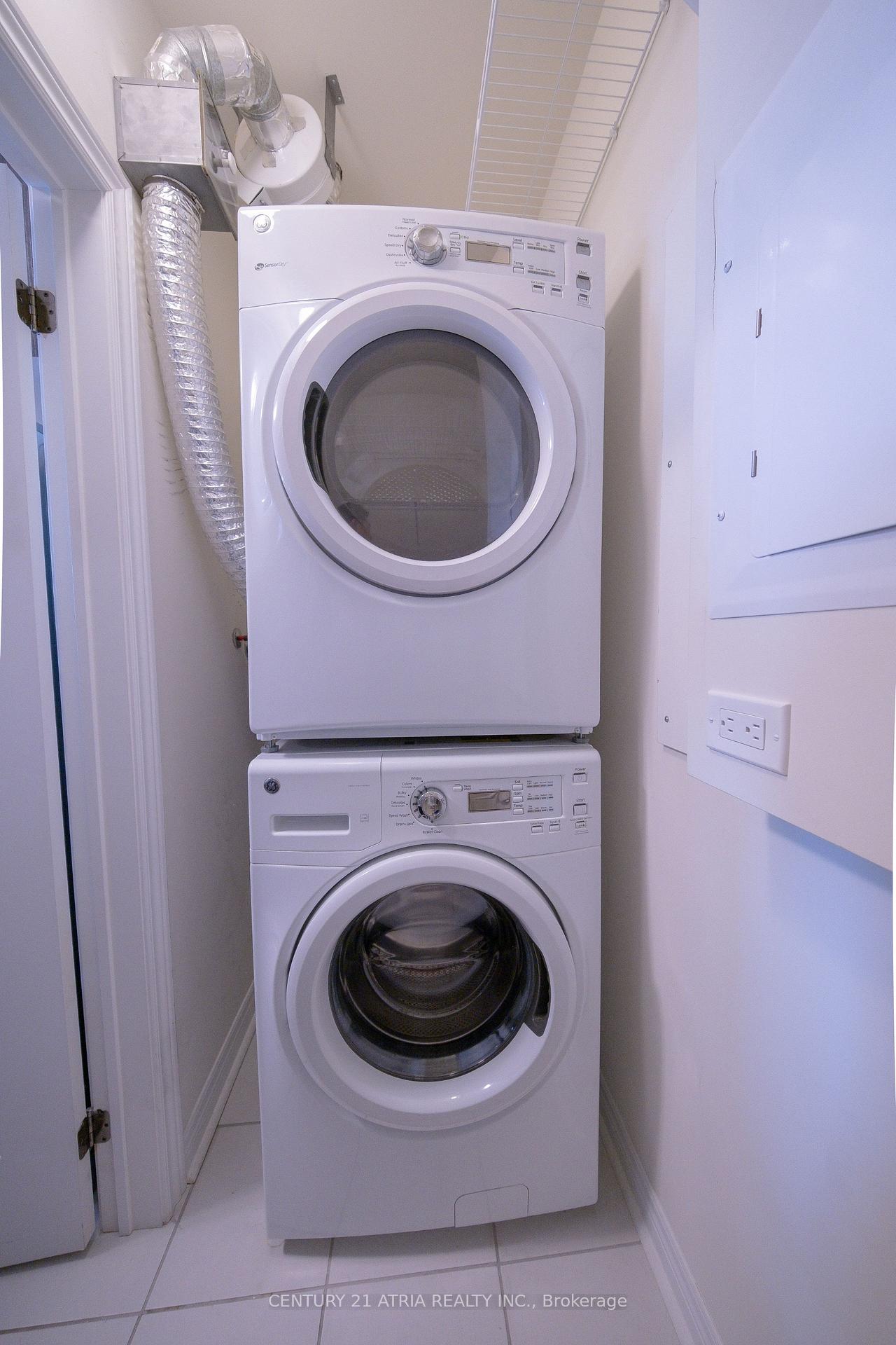 Photo 8 of Unit 408, 7768 Kennedy Road, Markham, Milliken Mills West — HOMEH