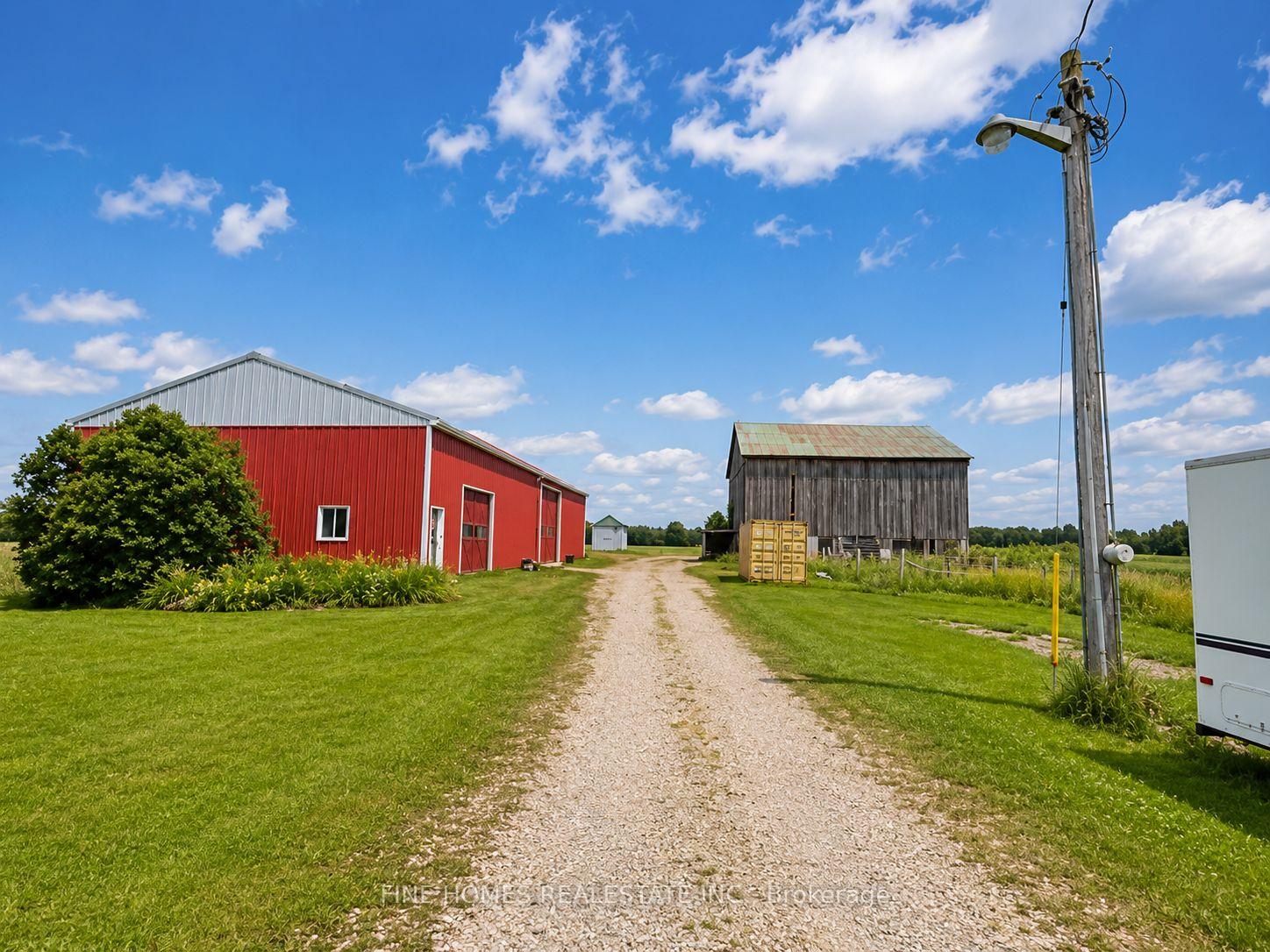 Photo 5 of 4100 6th Line, Innisfil, Rural Innisfil — HOMEH