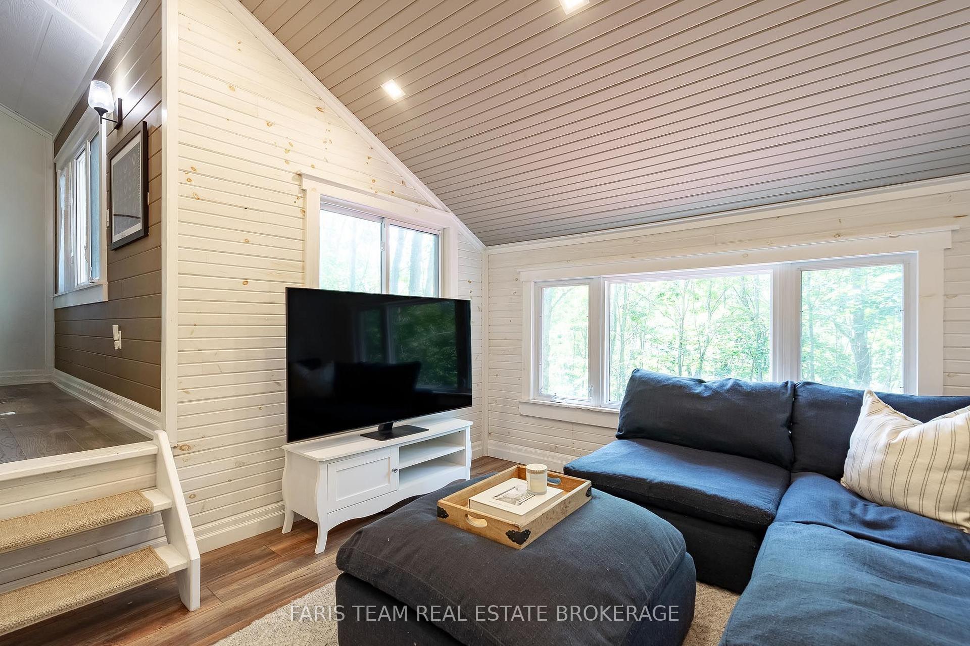Photo 17 of 49 Huronwoods Drive, Oro-Medonte, Sugarbush — HOMEH