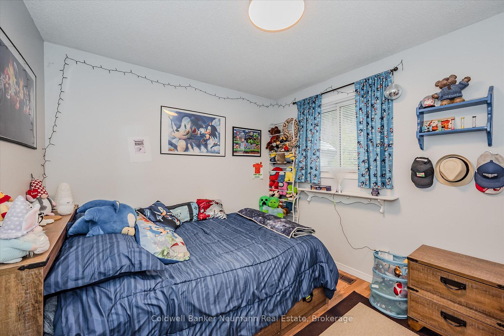 Photo 20 of 392 Imperial Road S, Guelph, Willow West/Sugarbush/West Acres — HOMEH