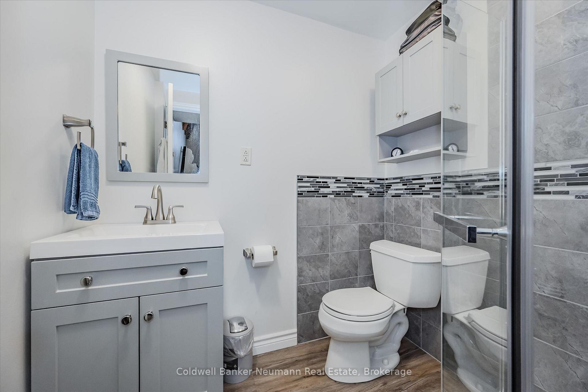 Photo 28 of 392 Imperial Road S, Guelph, Willow West/Sugarbush/West Acres — HOMEH