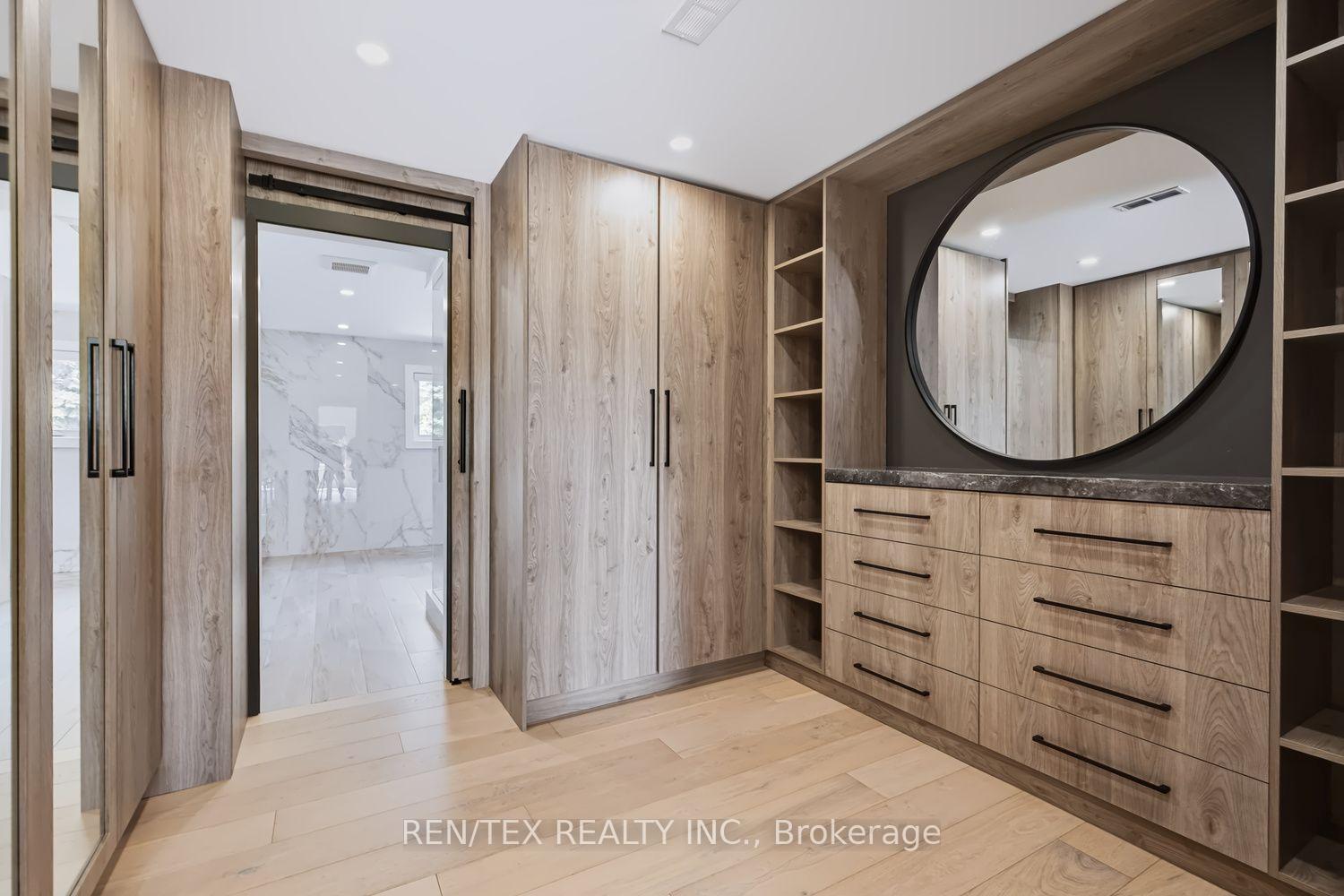 Photo 15 of 84 Wilshire Boulevard, Vaughan, East Woodbridge — HOMEH